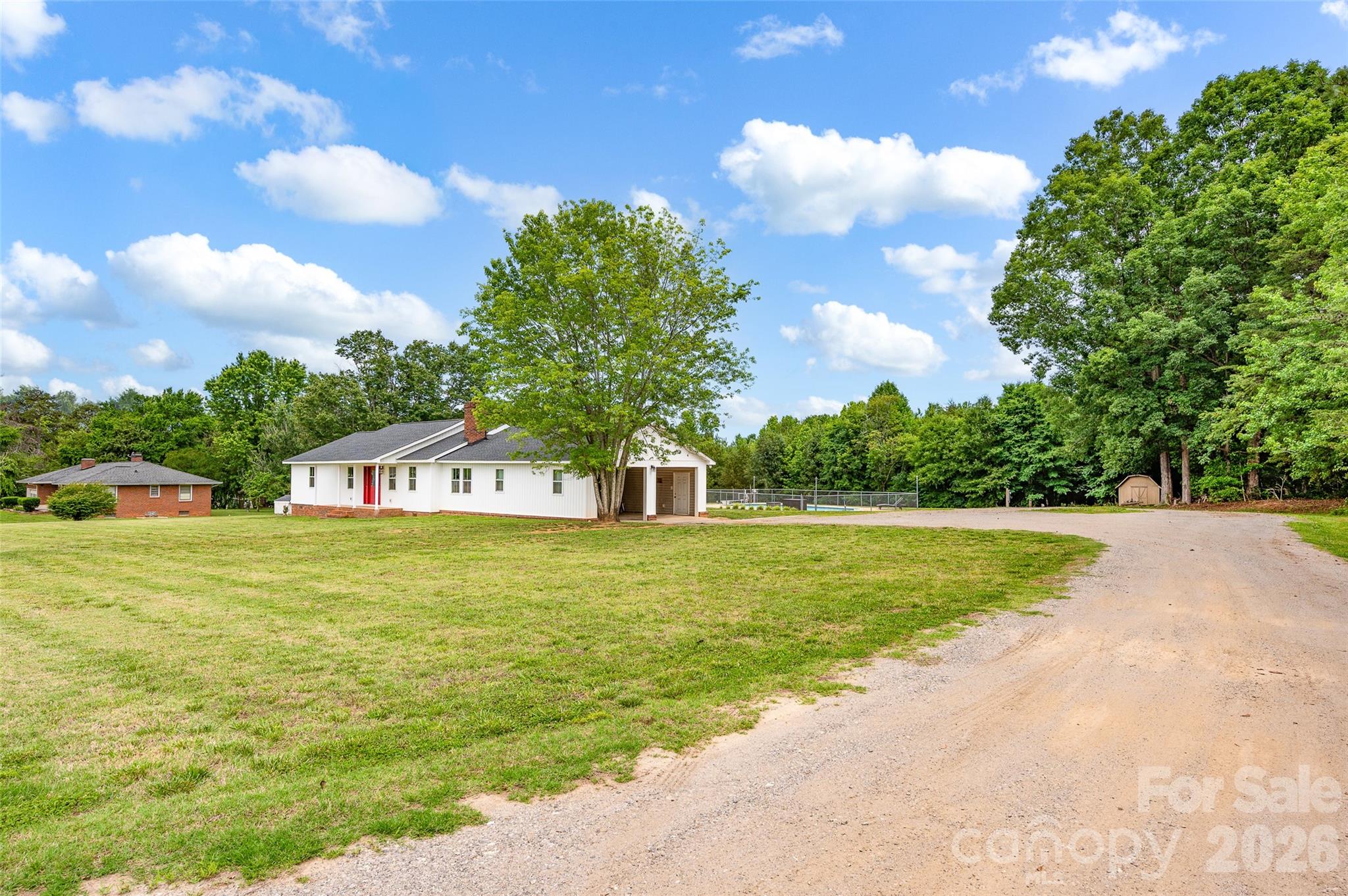 581 Barry Oak Road