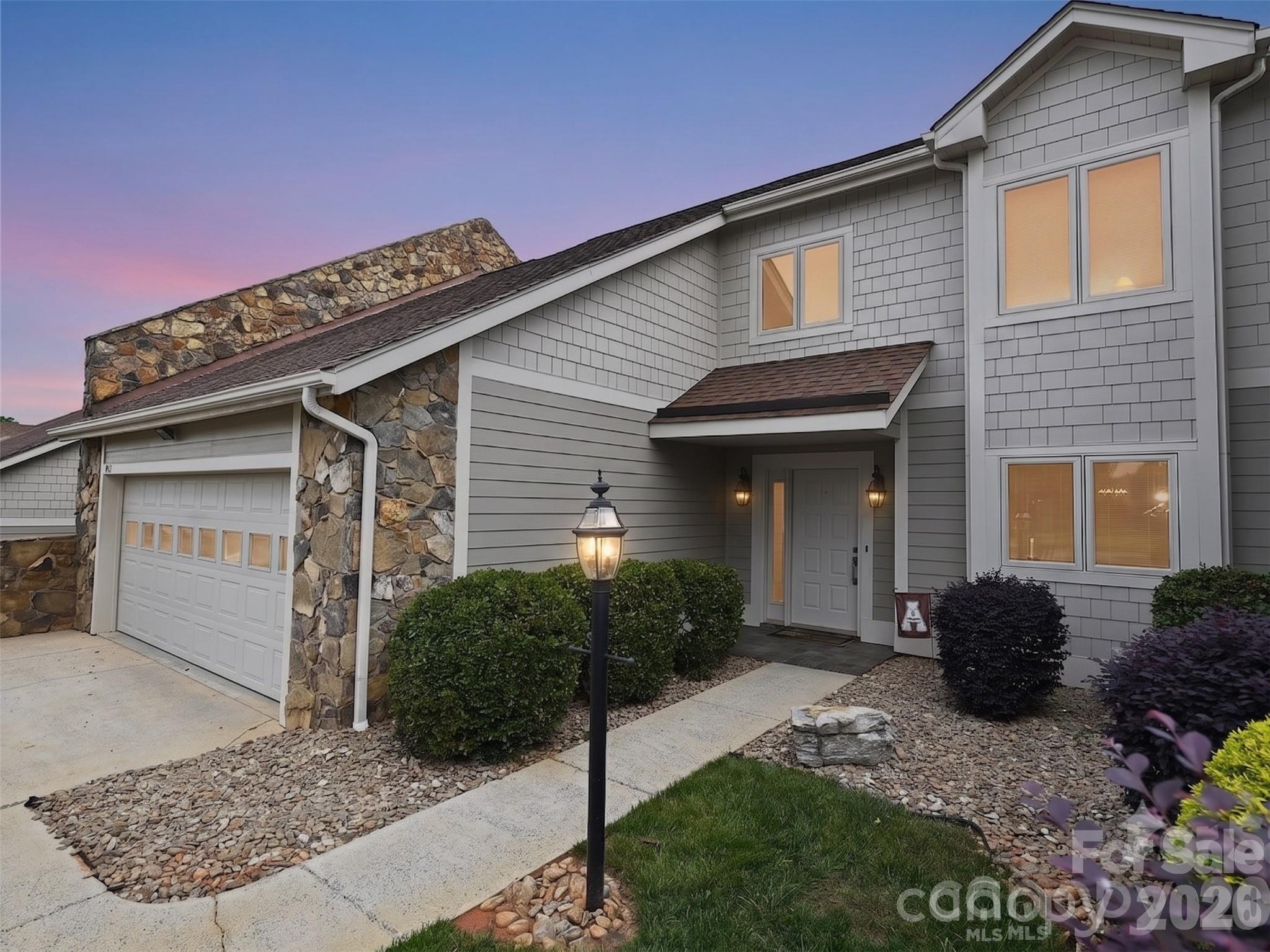 3675 Rock Bridge Drive NE