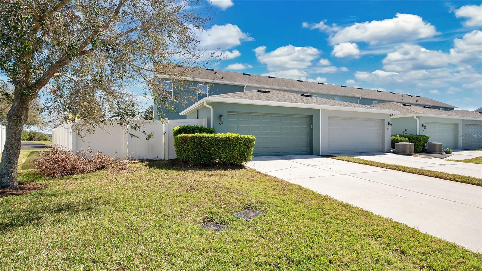 514 RAINBOW SPRINGS LOOP