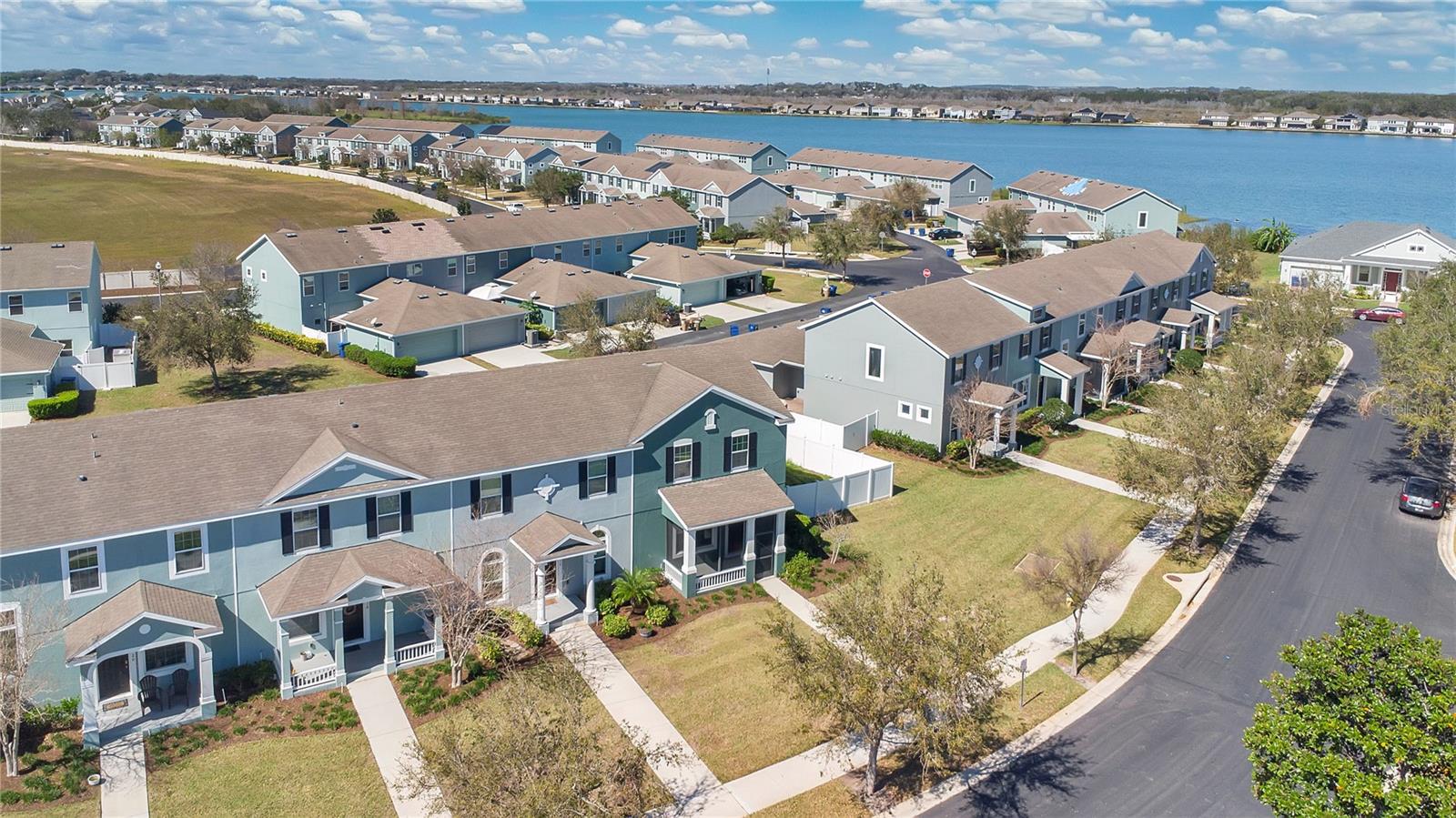 514 RAINBOW SPRINGS LOOP