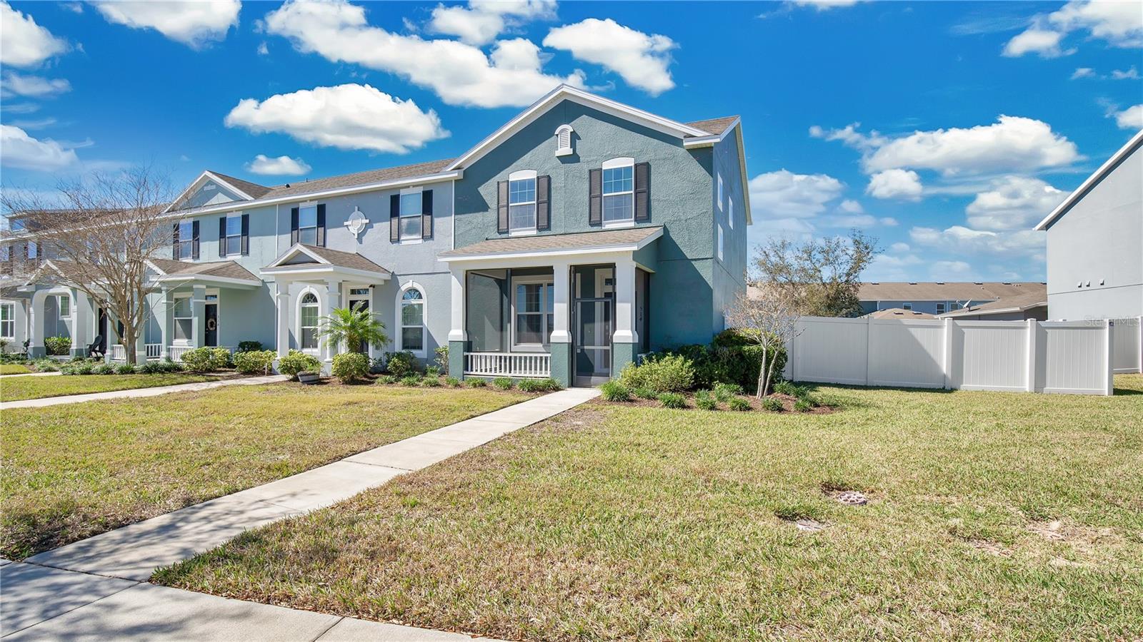 514 RAINBOW SPRINGS LOOP