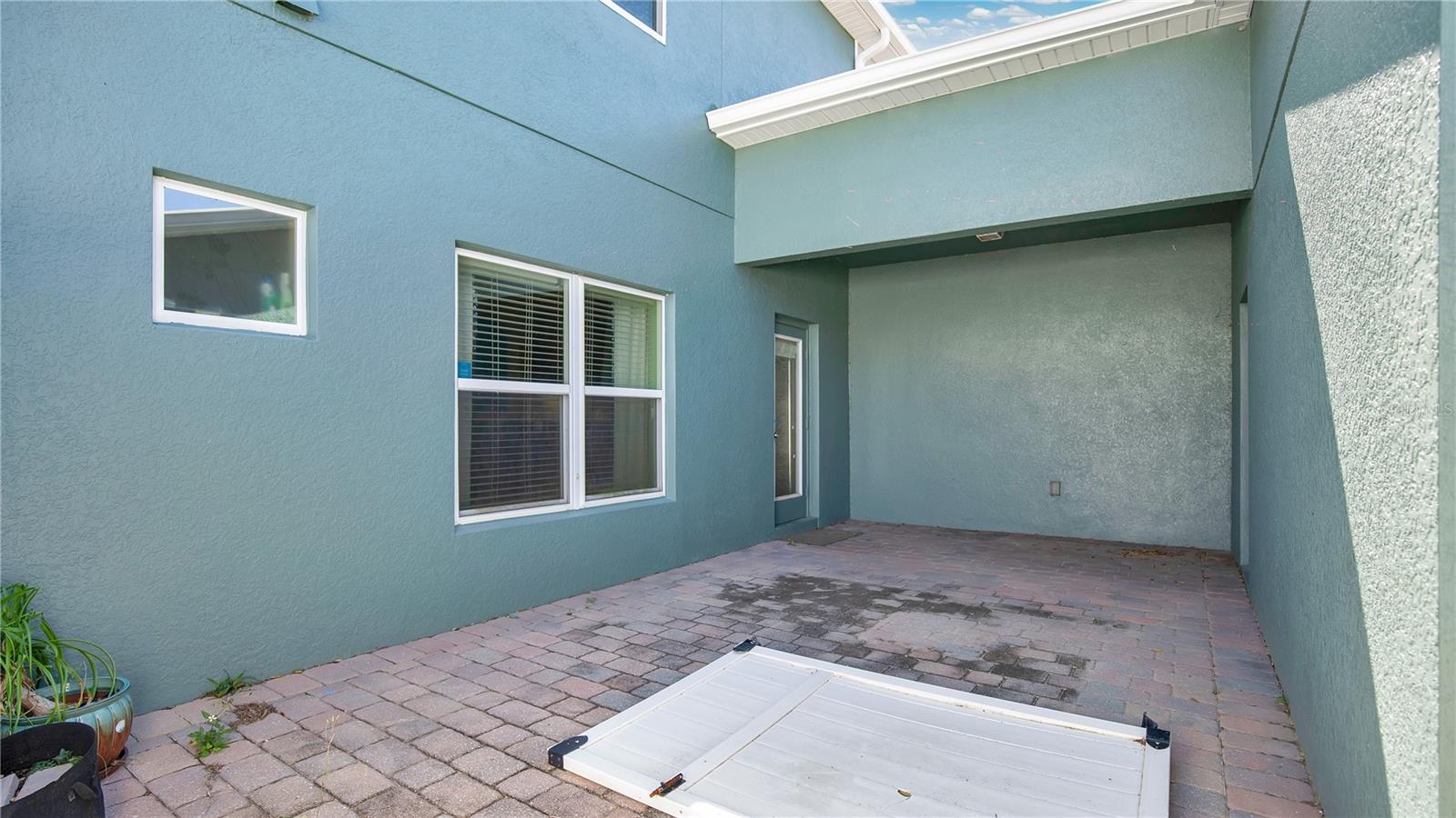 514 RAINBOW SPRINGS LOOP