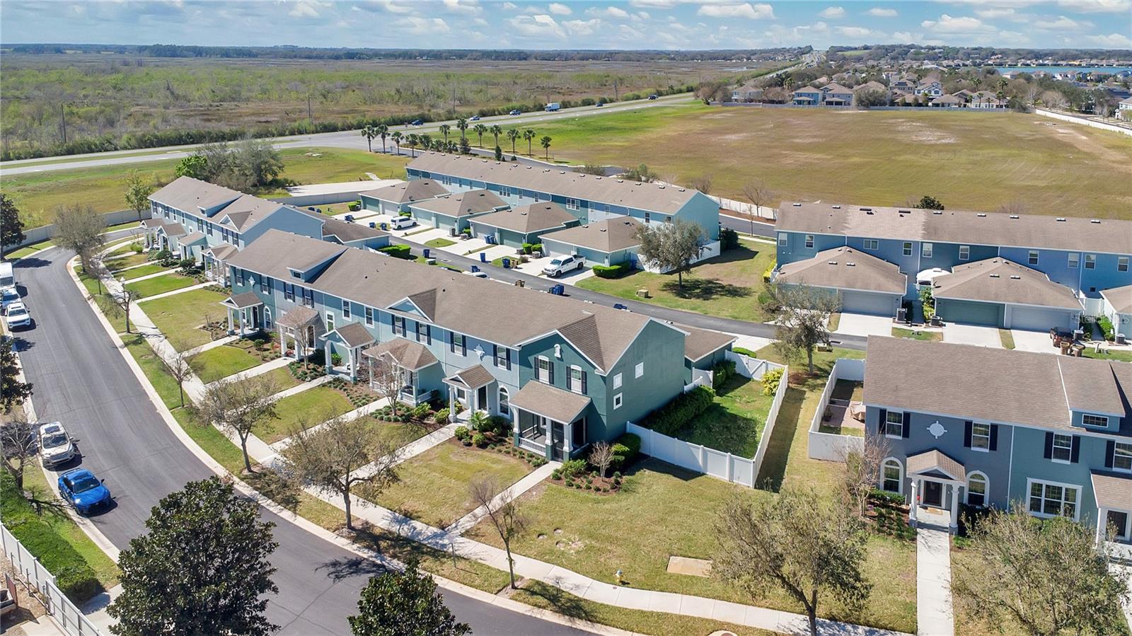 514 RAINBOW SPRINGS LOOP