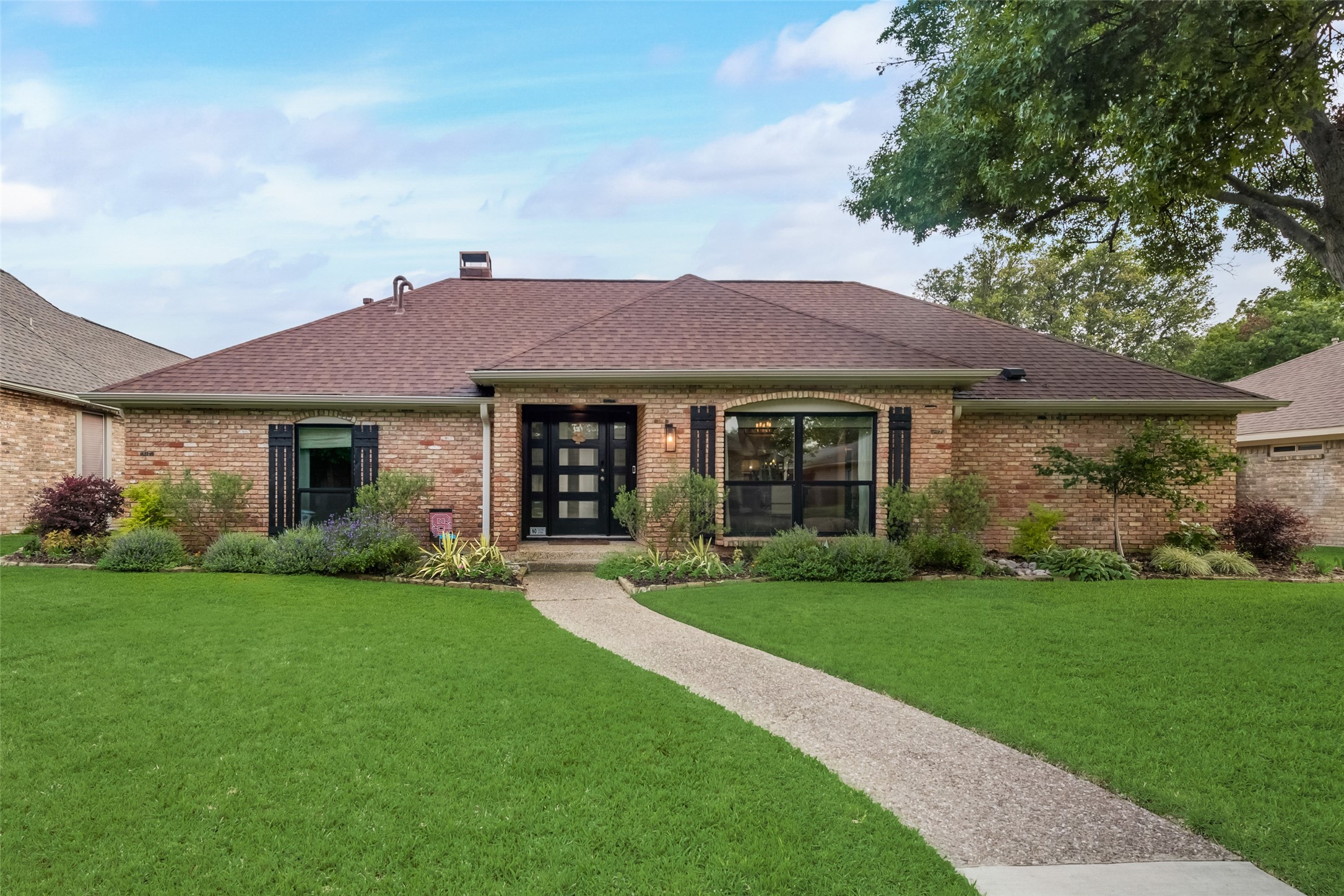 6920 Middle Cove Drive