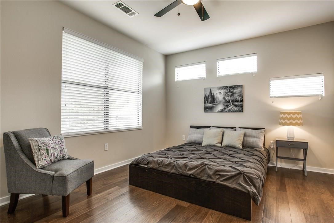 4107 Bowser Avenue 101