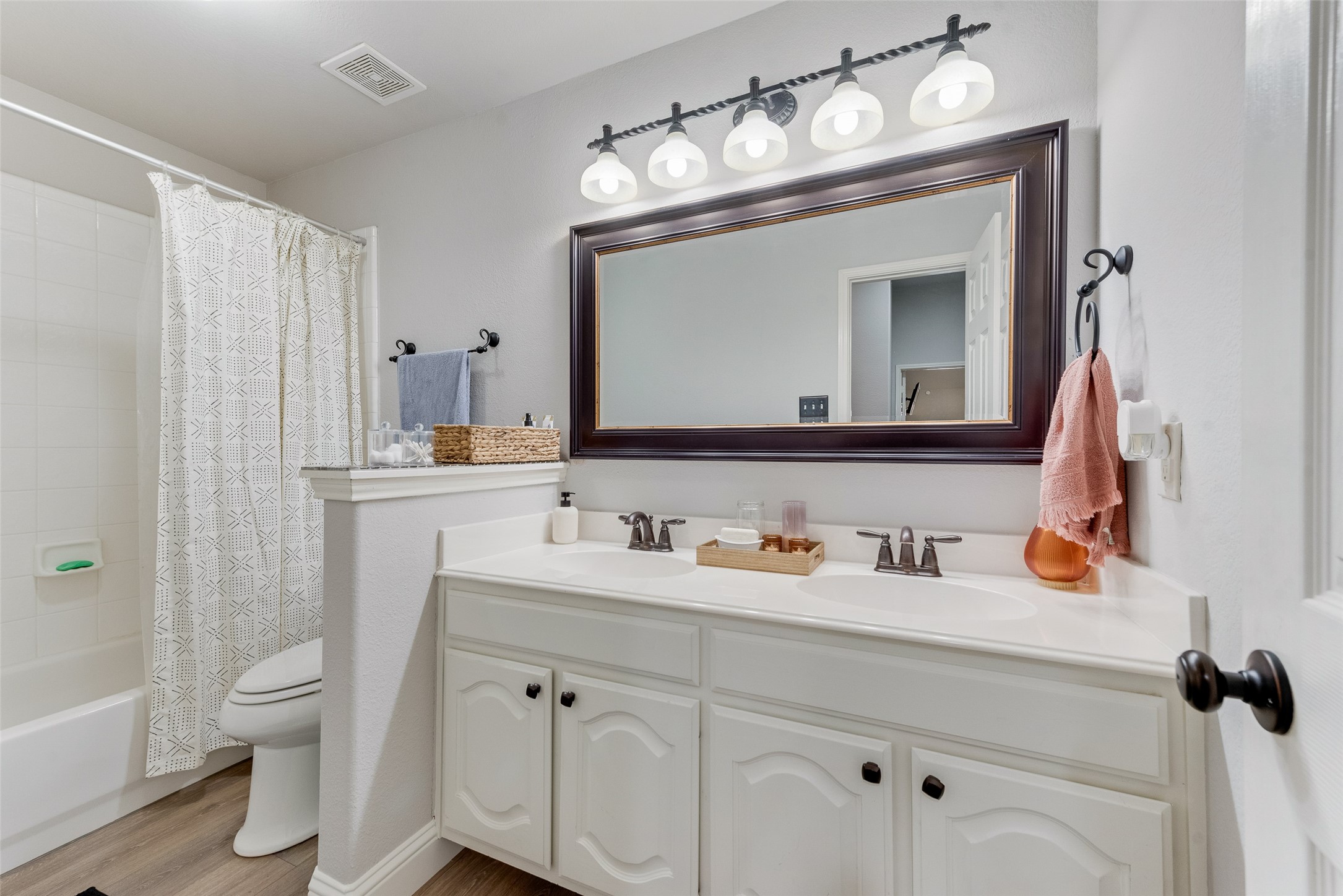 7904 Elk Mountain Trail