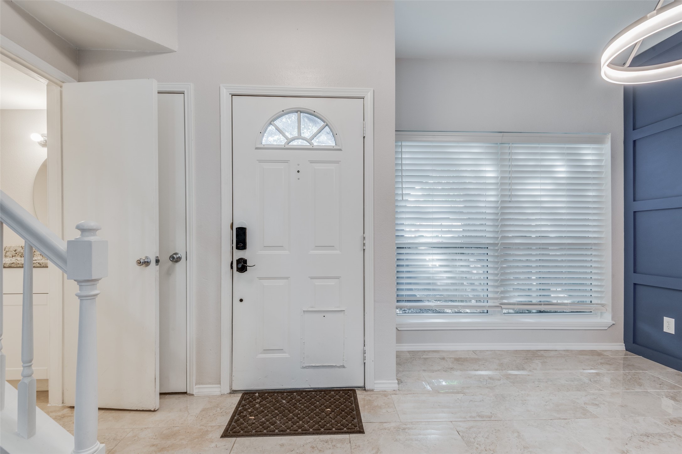 2417 Southlake Court