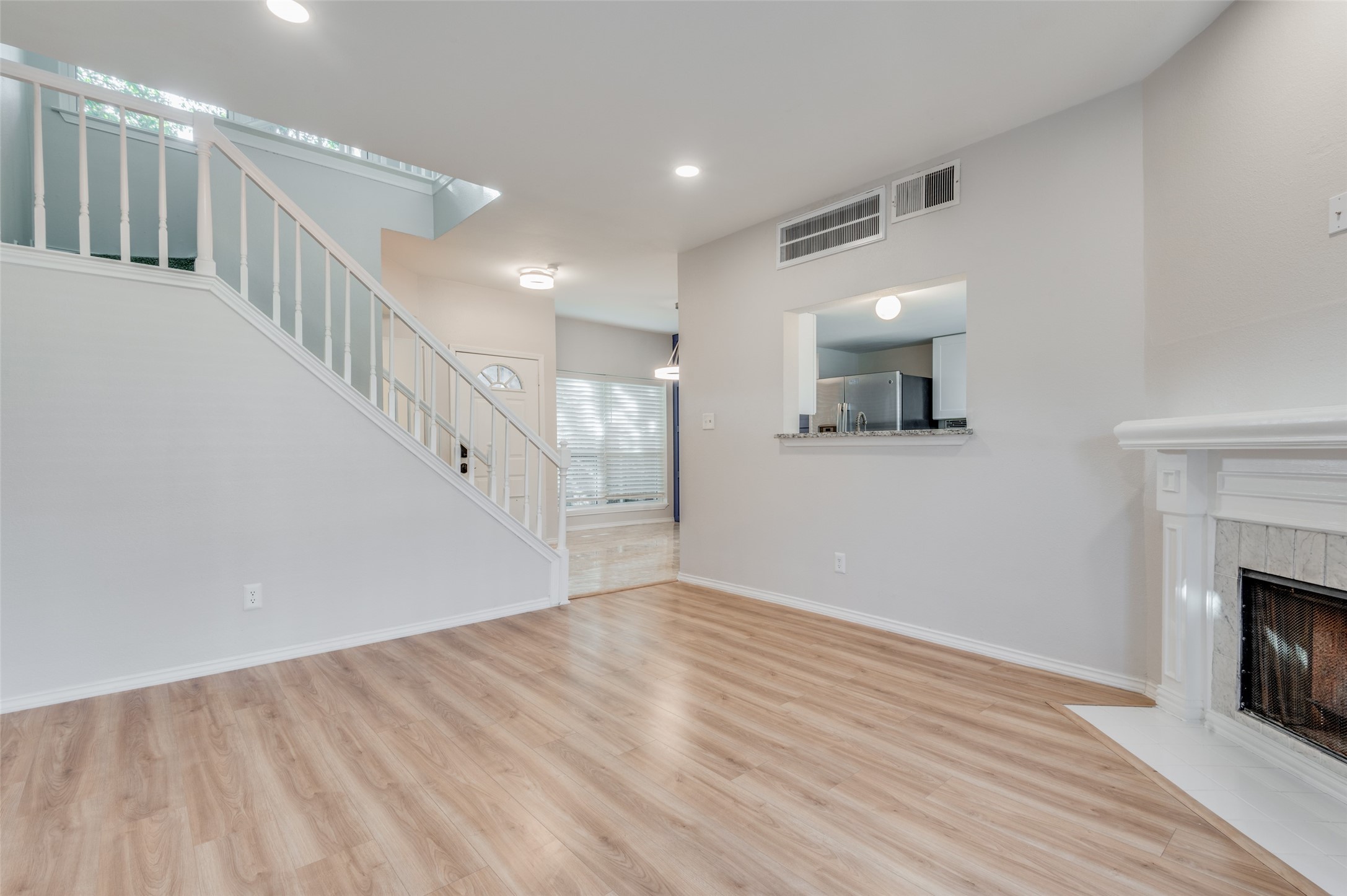 2417 Southlake Court