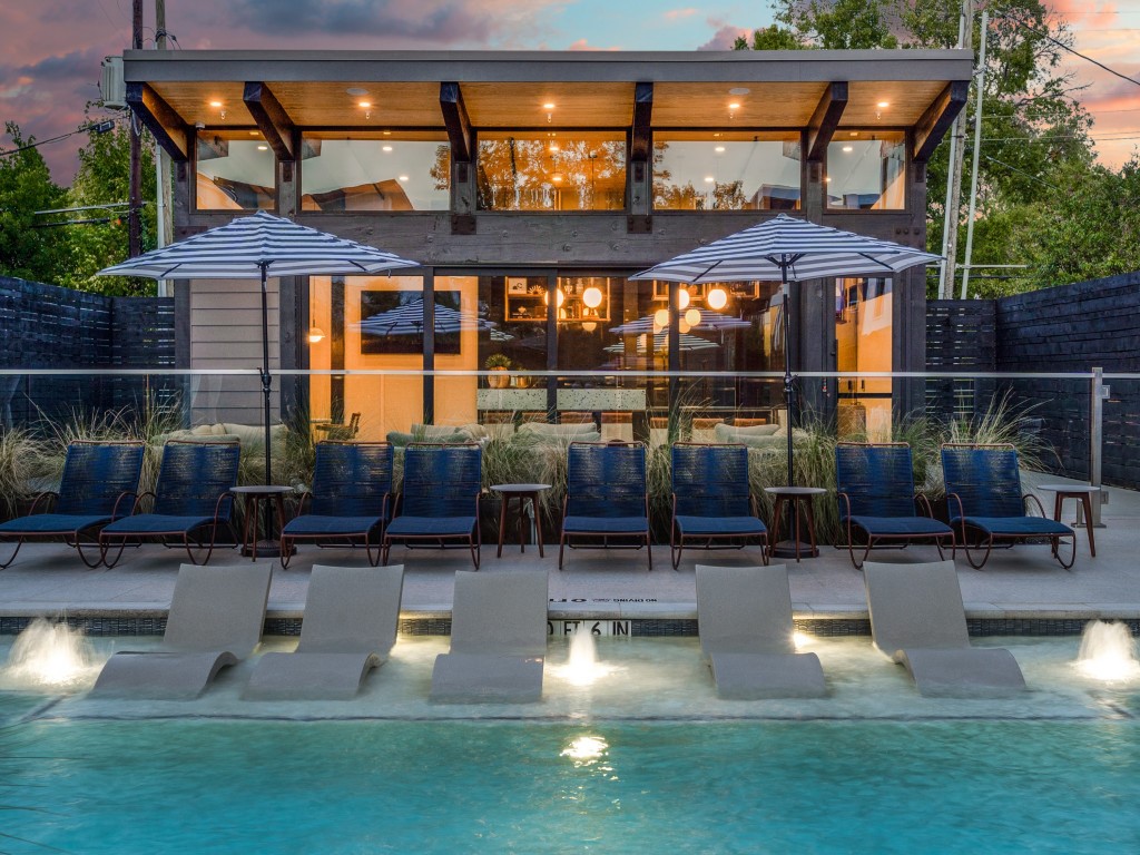 4718 Bryan Street 302