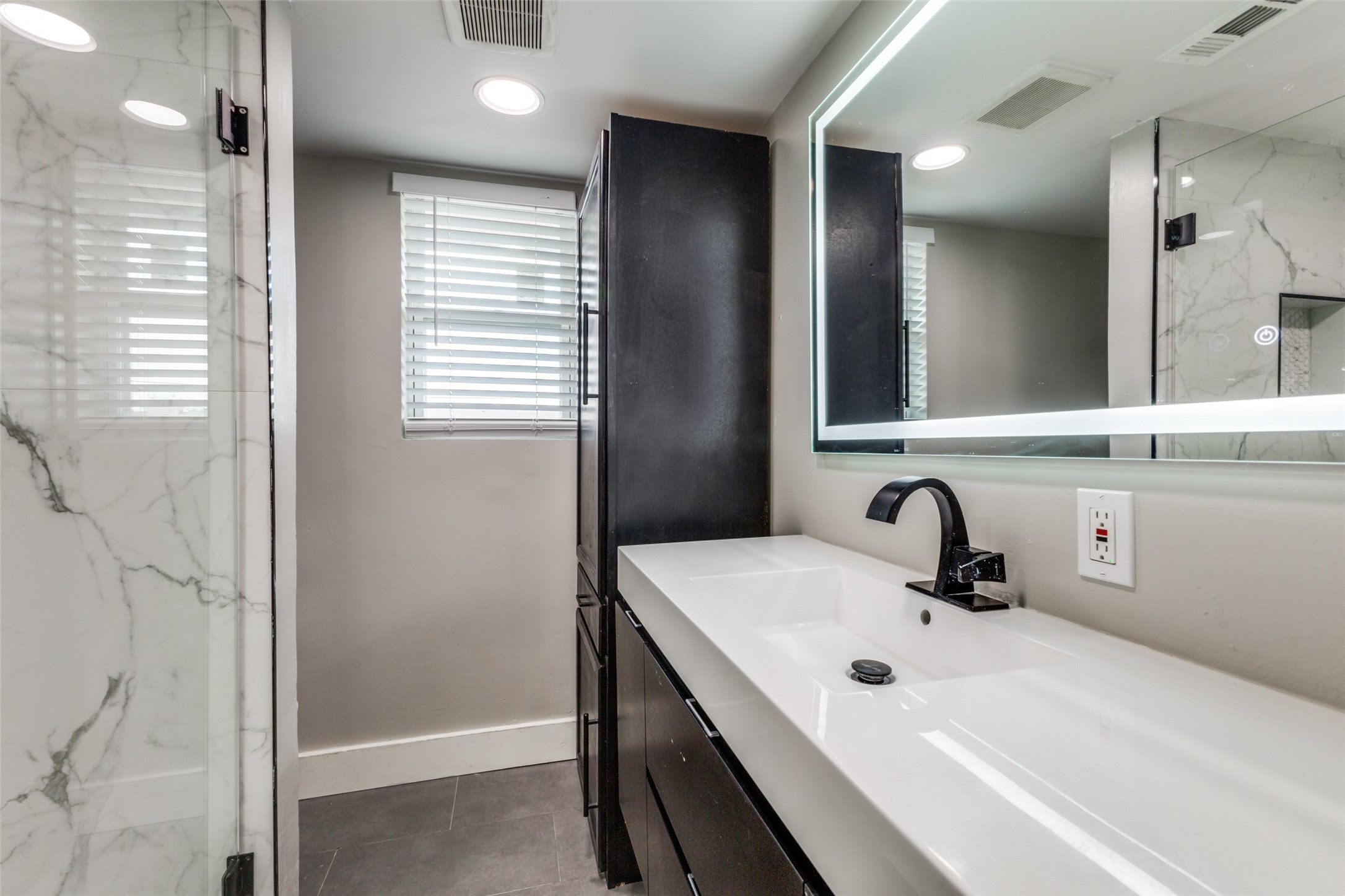 5825 E University Boulevard D