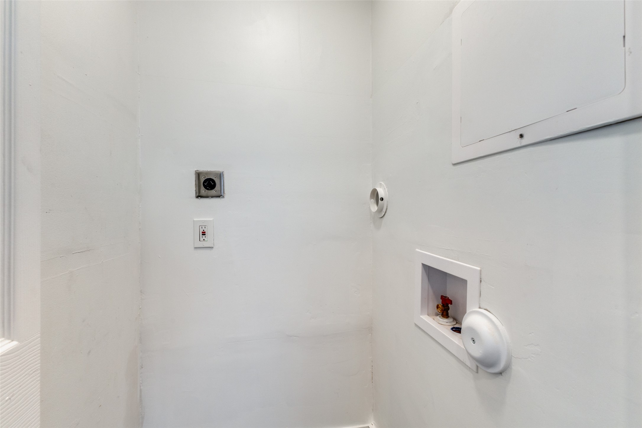 5825 E University Boulevard D