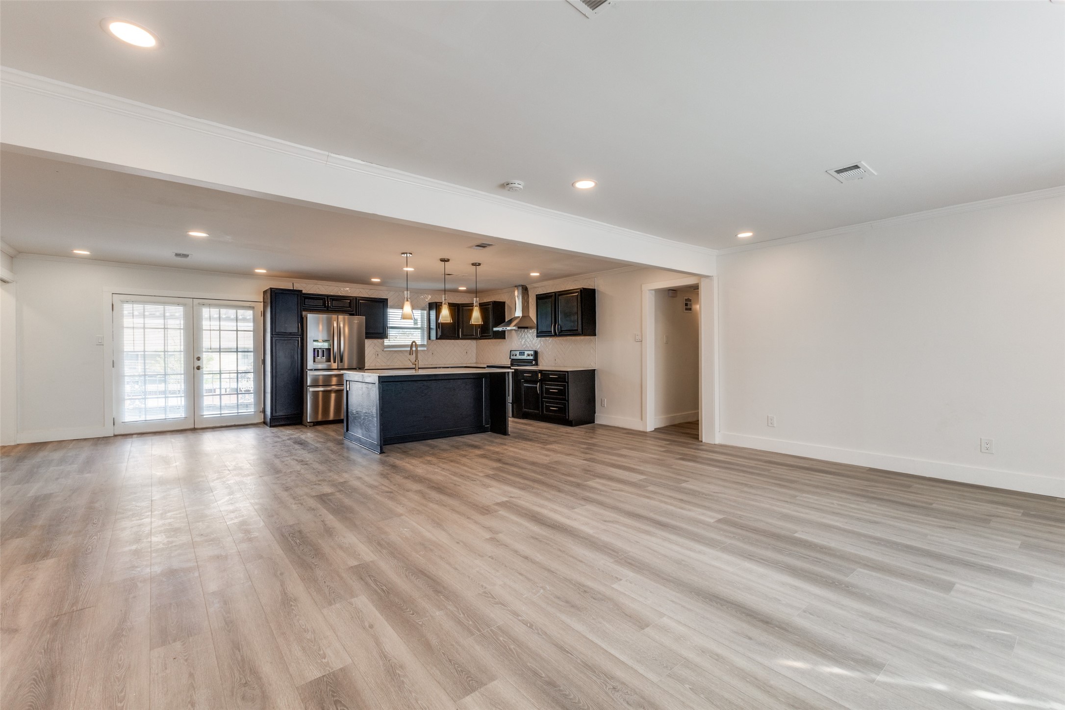 5825 E University Boulevard D