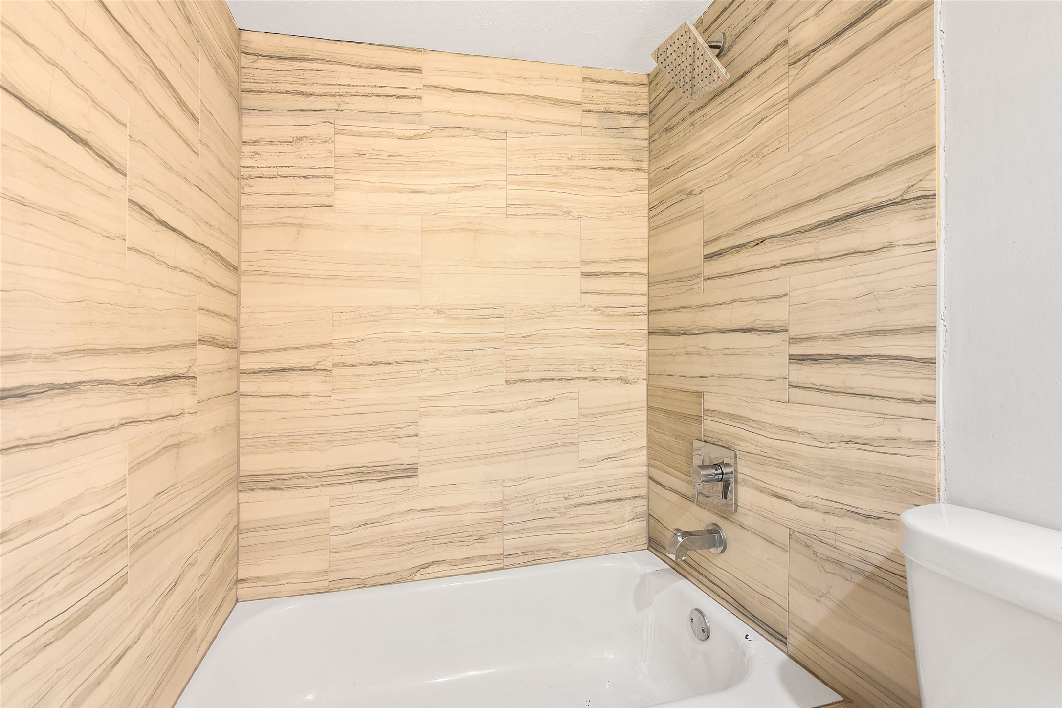 5003 Skillman Street 210