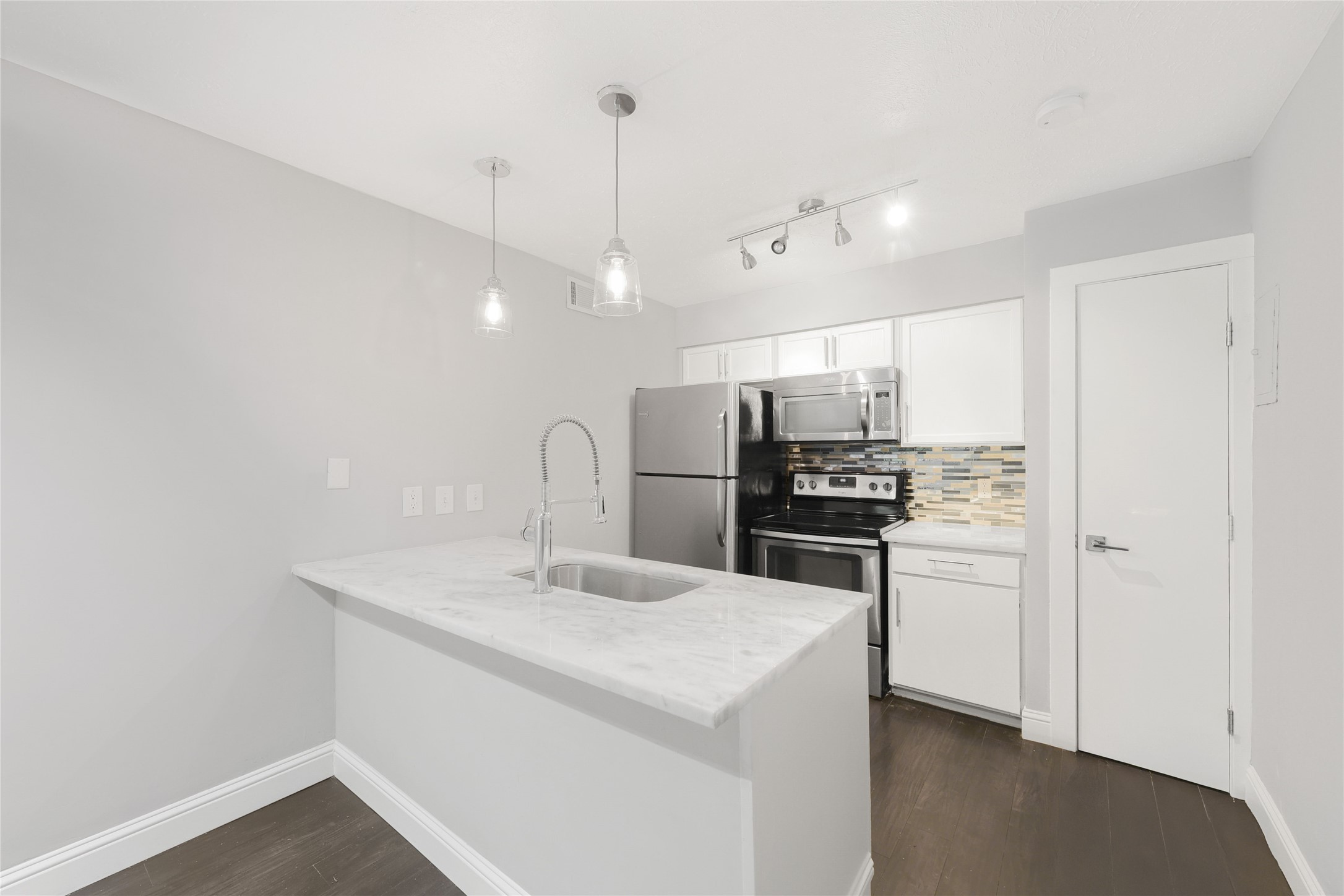 5003 Skillman Street 210