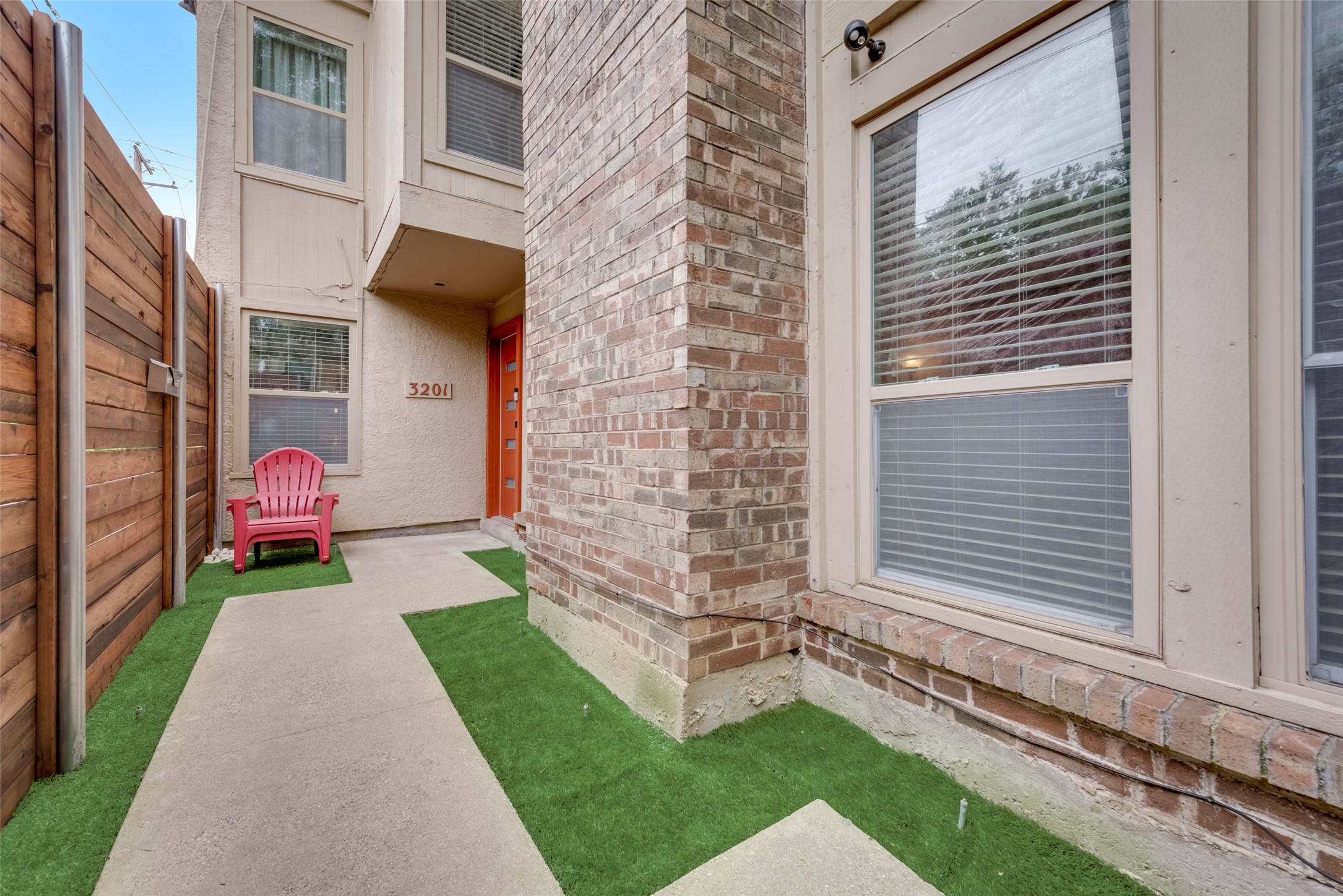 3201 Elizabeth Street