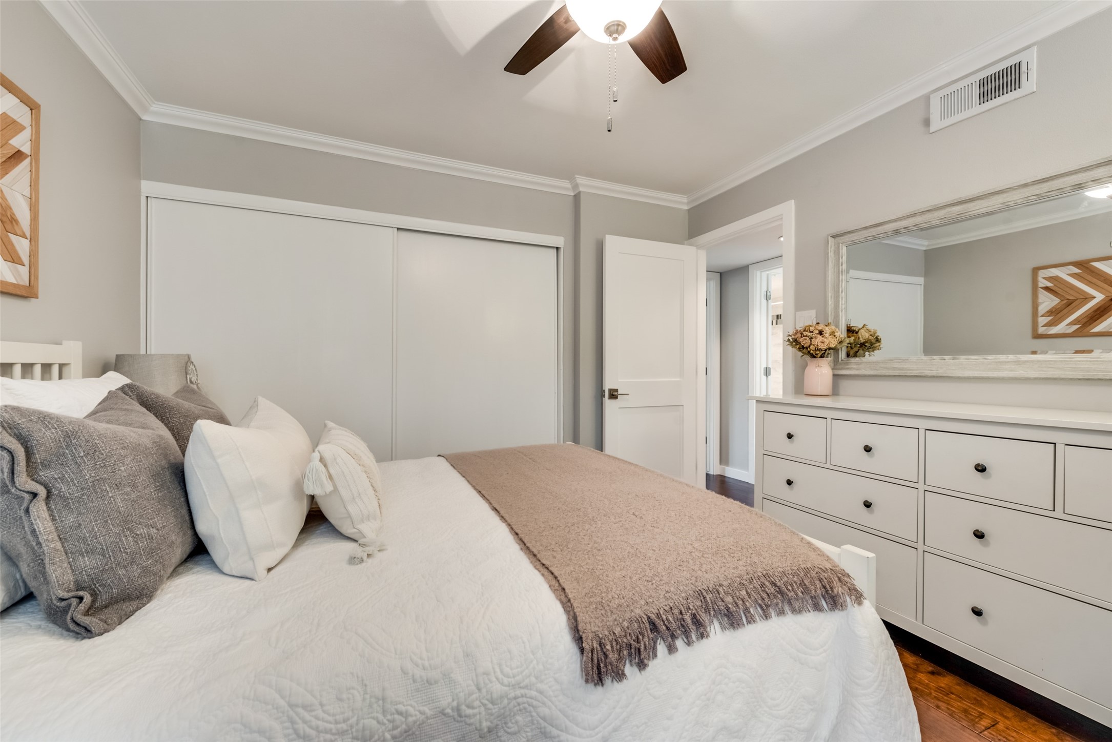 3201 Elizabeth Street