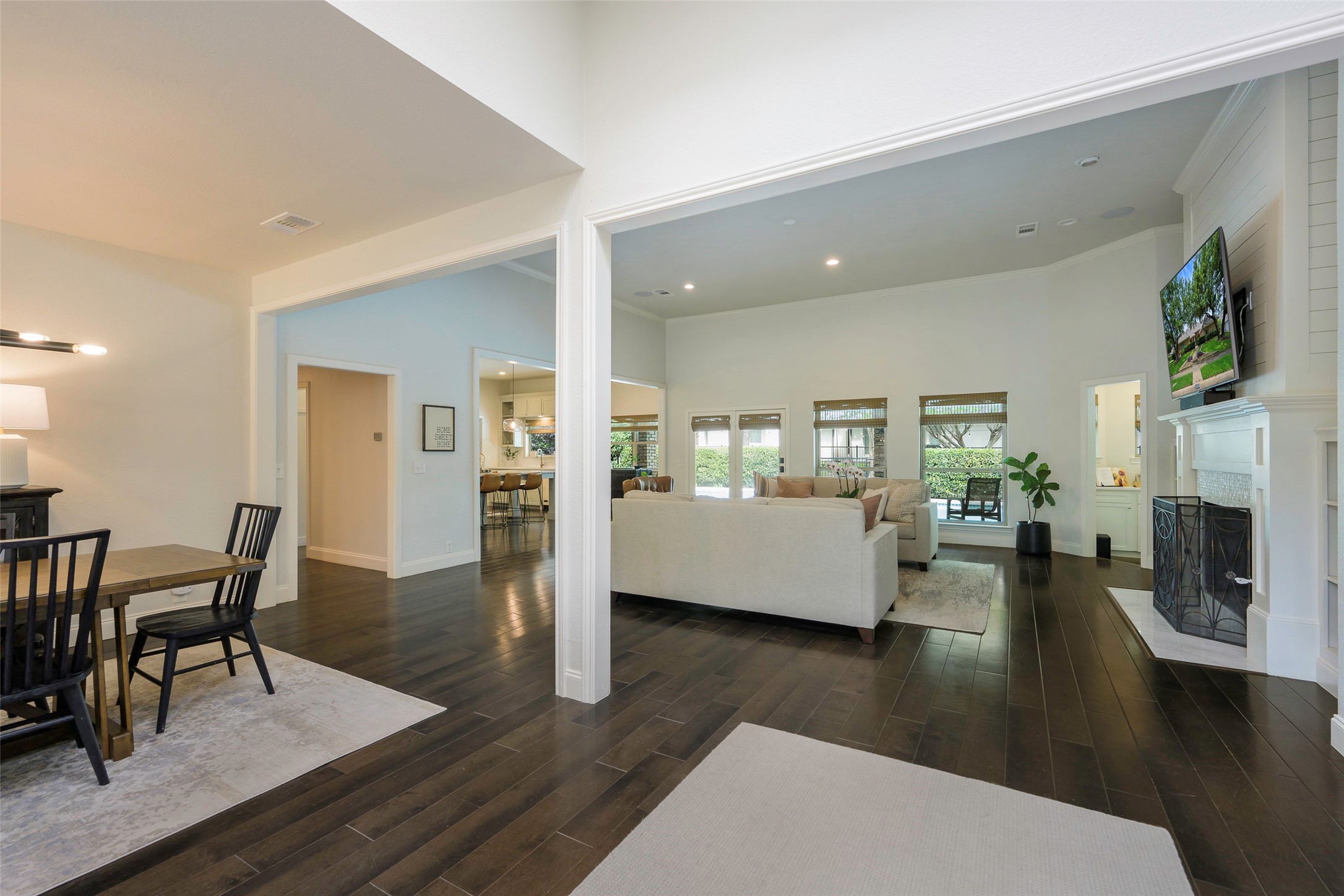 2304 Wing Point Lane