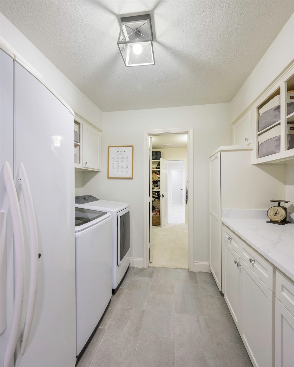 2304 Wing Point Lane