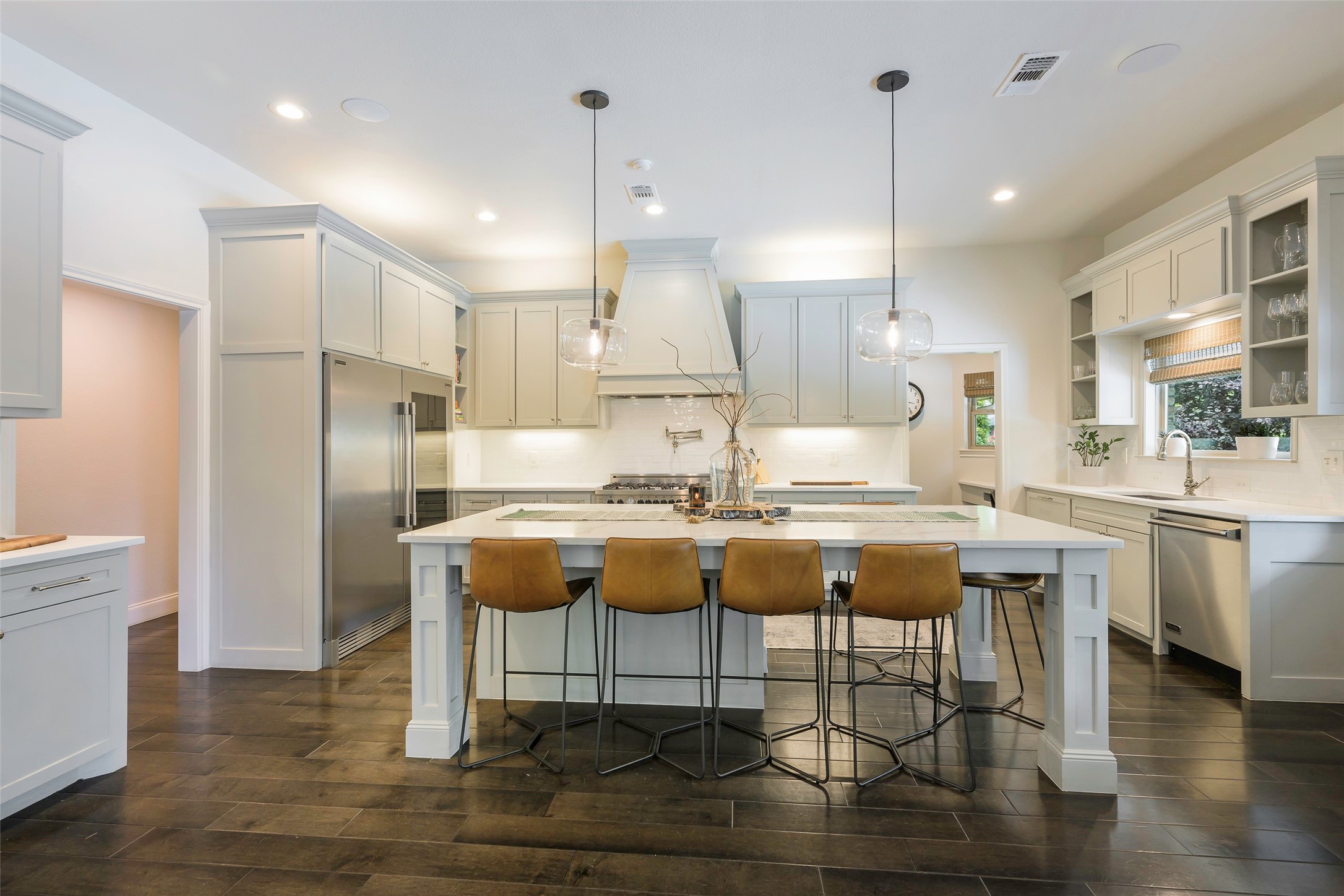 2304 Wing Point Lane