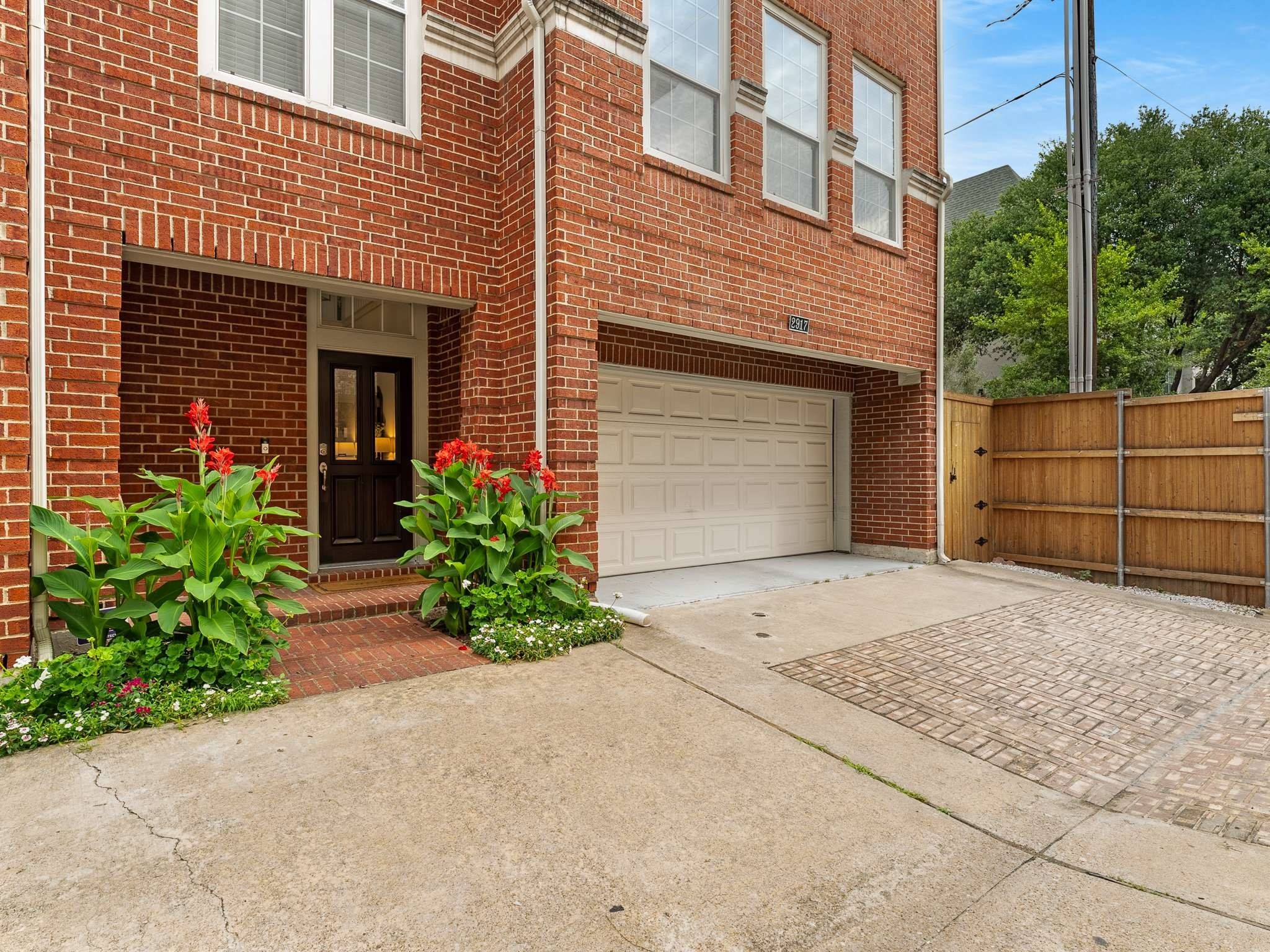 2917 Hallsville Street