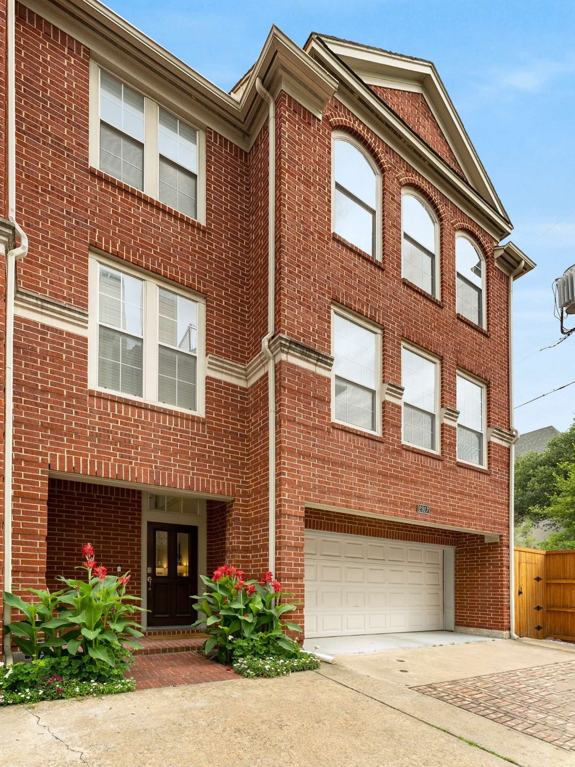 2917 Hallsville Street