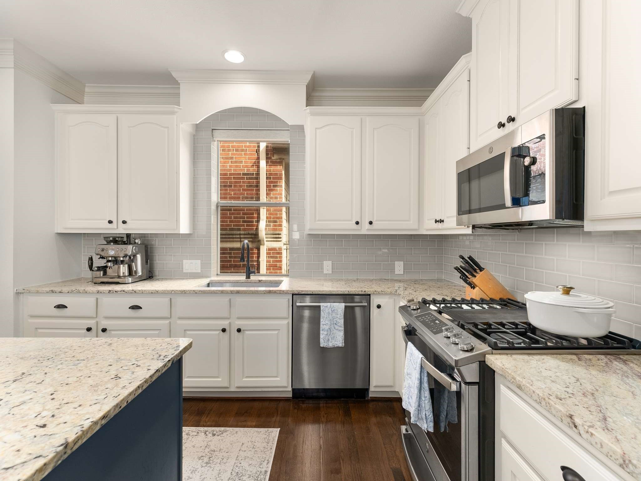 2917 Hallsville Street