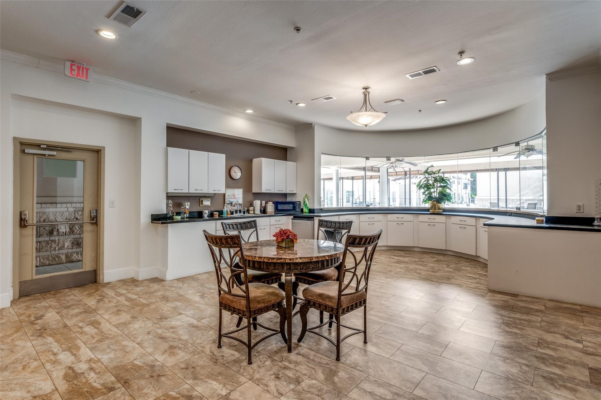 3102 Kings Road 2303