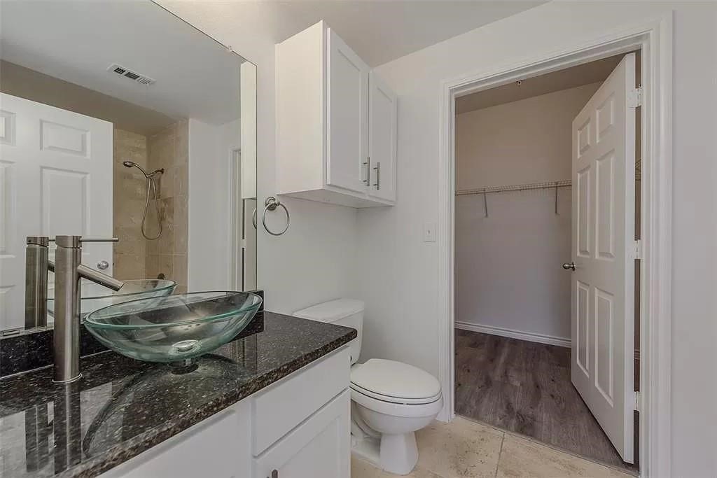 3102 Kings Road 2303