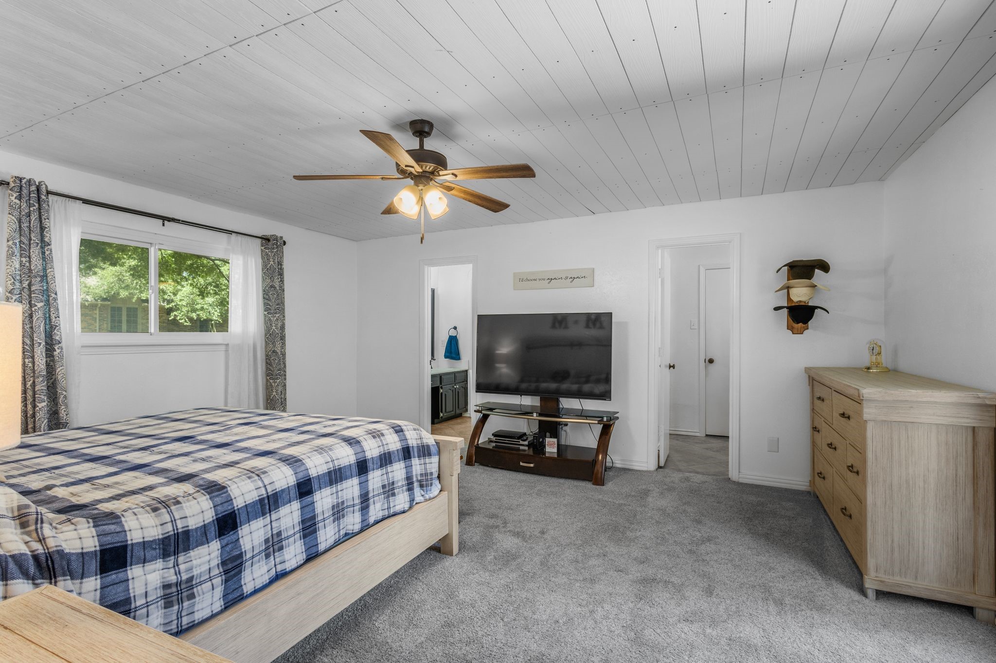 3213 Kingsbridge Drive