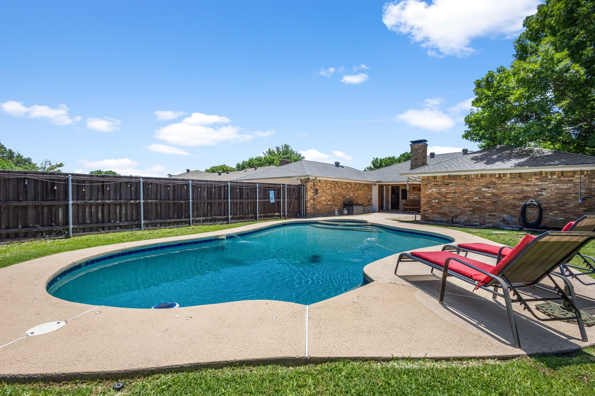 3213 Kingsbridge Drive