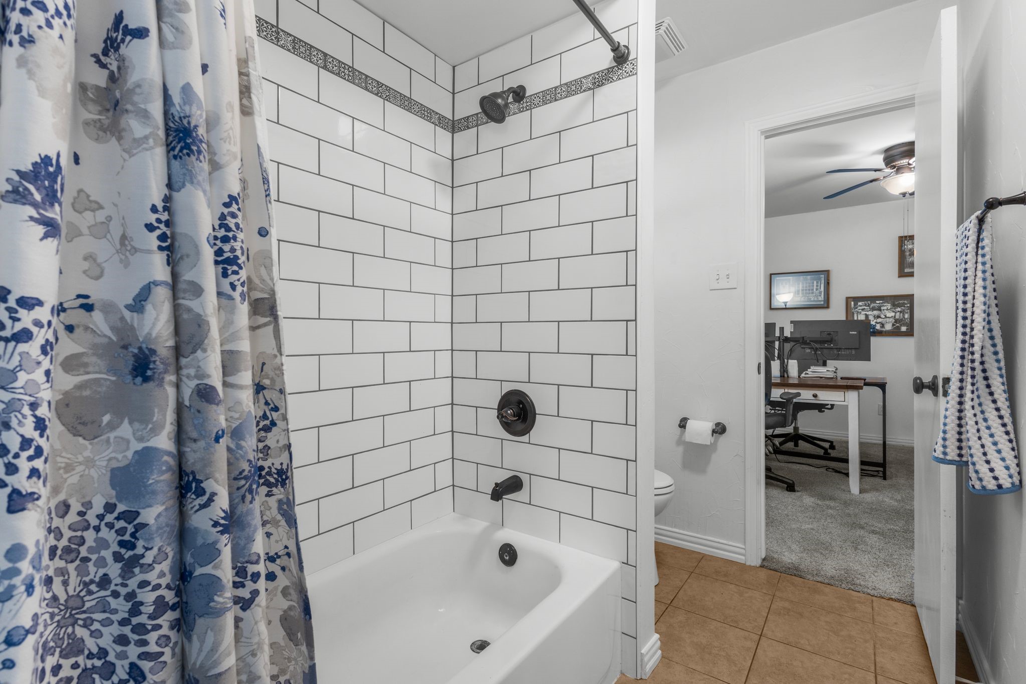 3213 Kingsbridge Drive