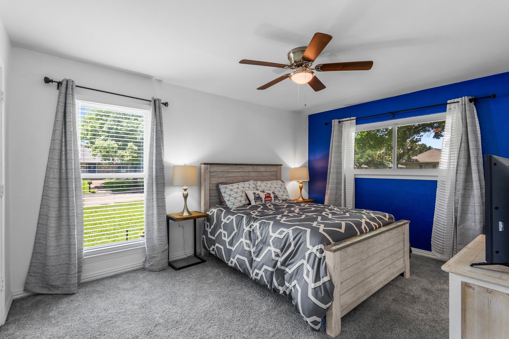 3213 Kingsbridge Drive