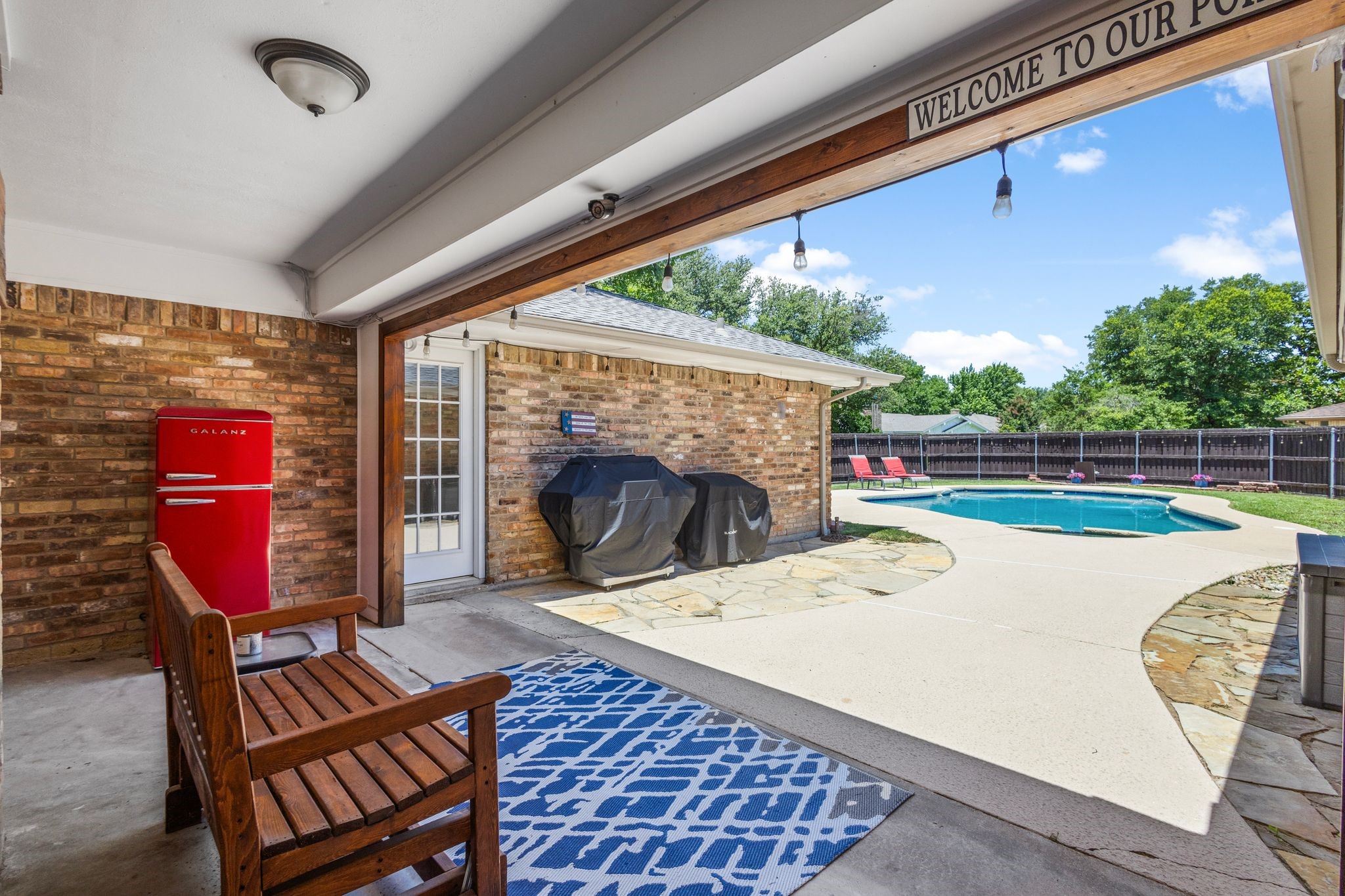 3213 Kingsbridge Drive