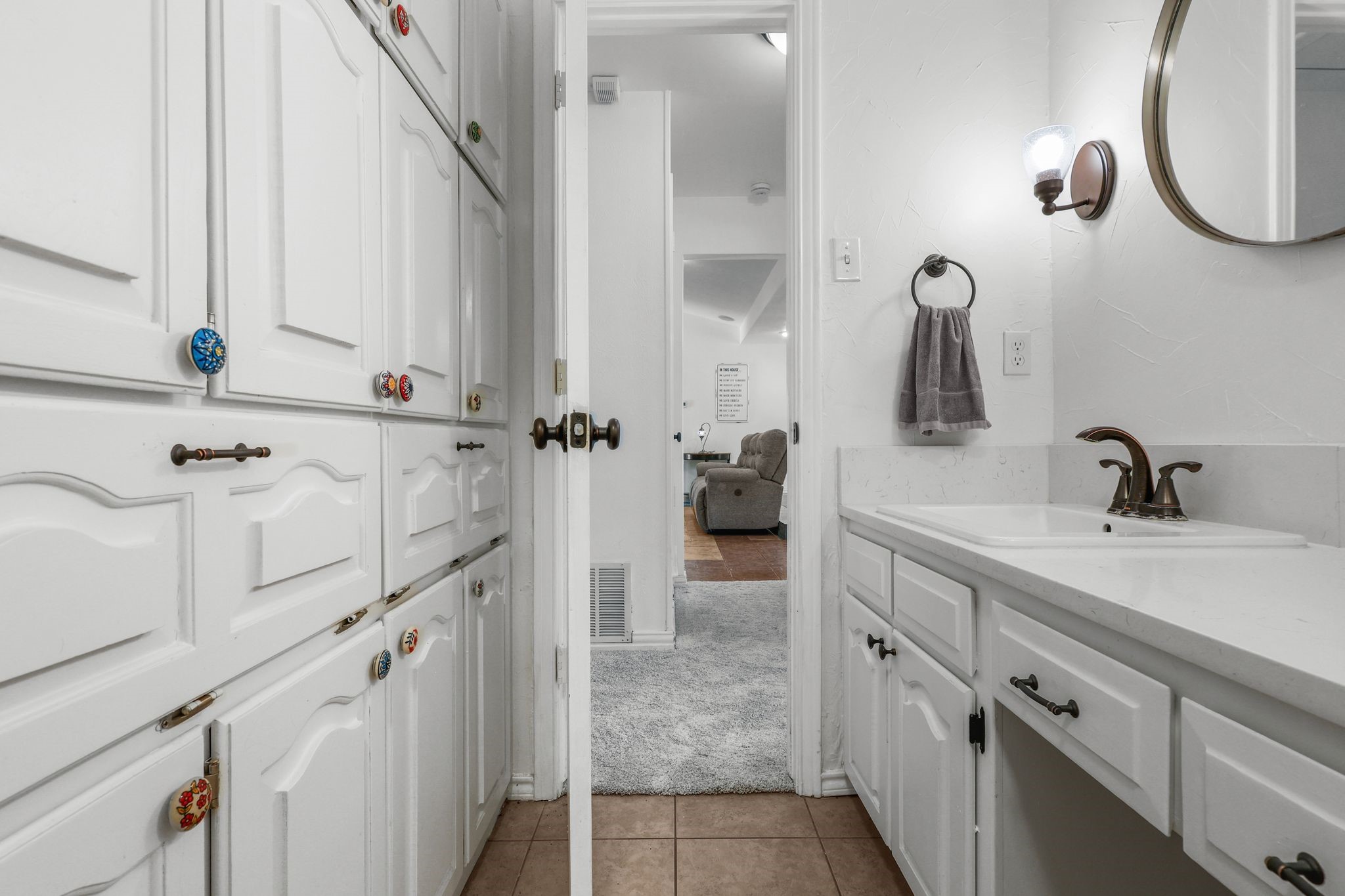 3213 Kingsbridge Drive