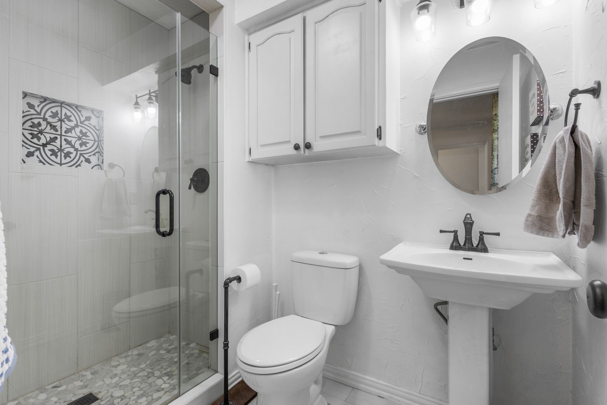 3213 Kingsbridge Drive