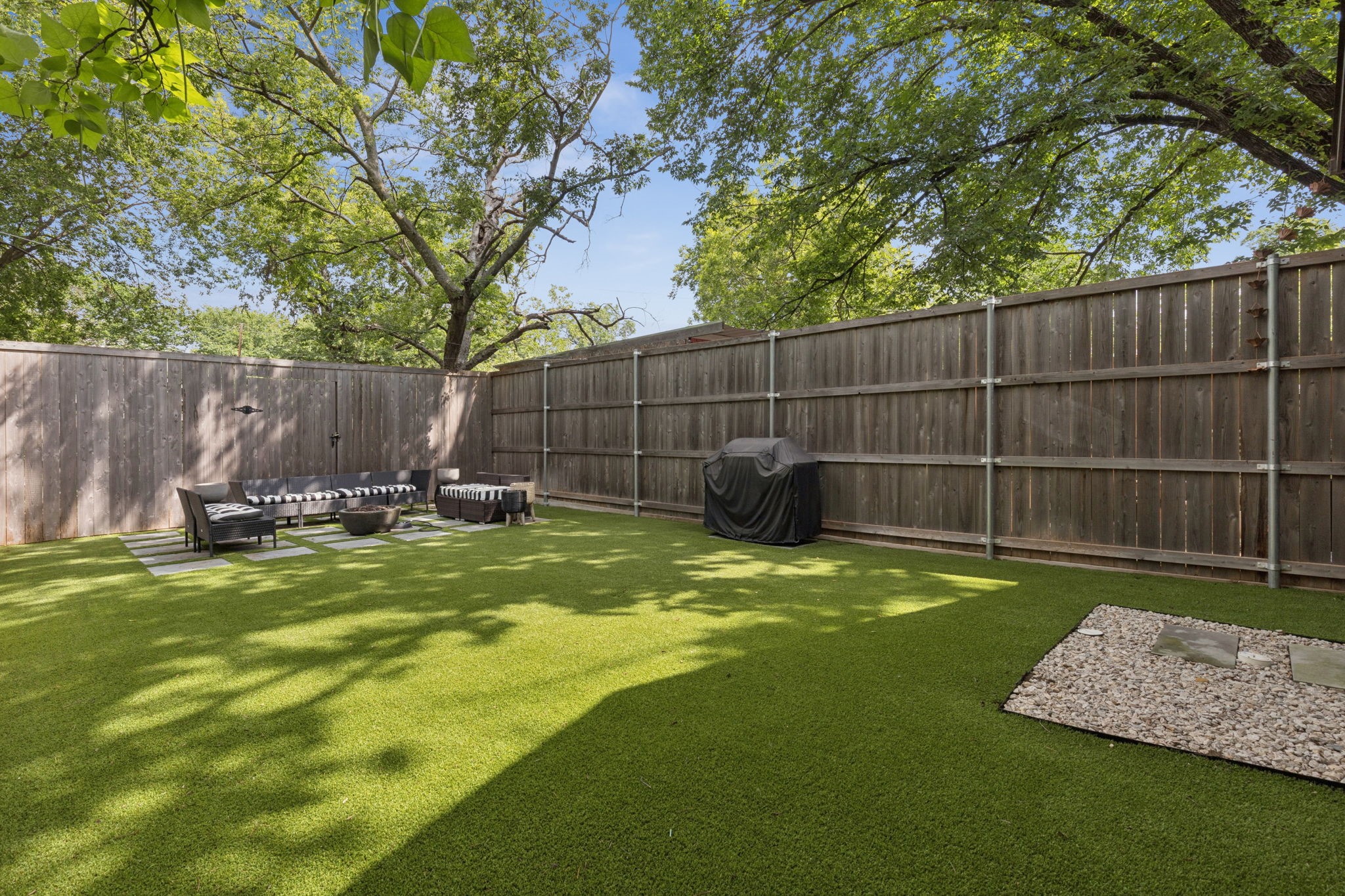 5627 Santa Fe Avenue