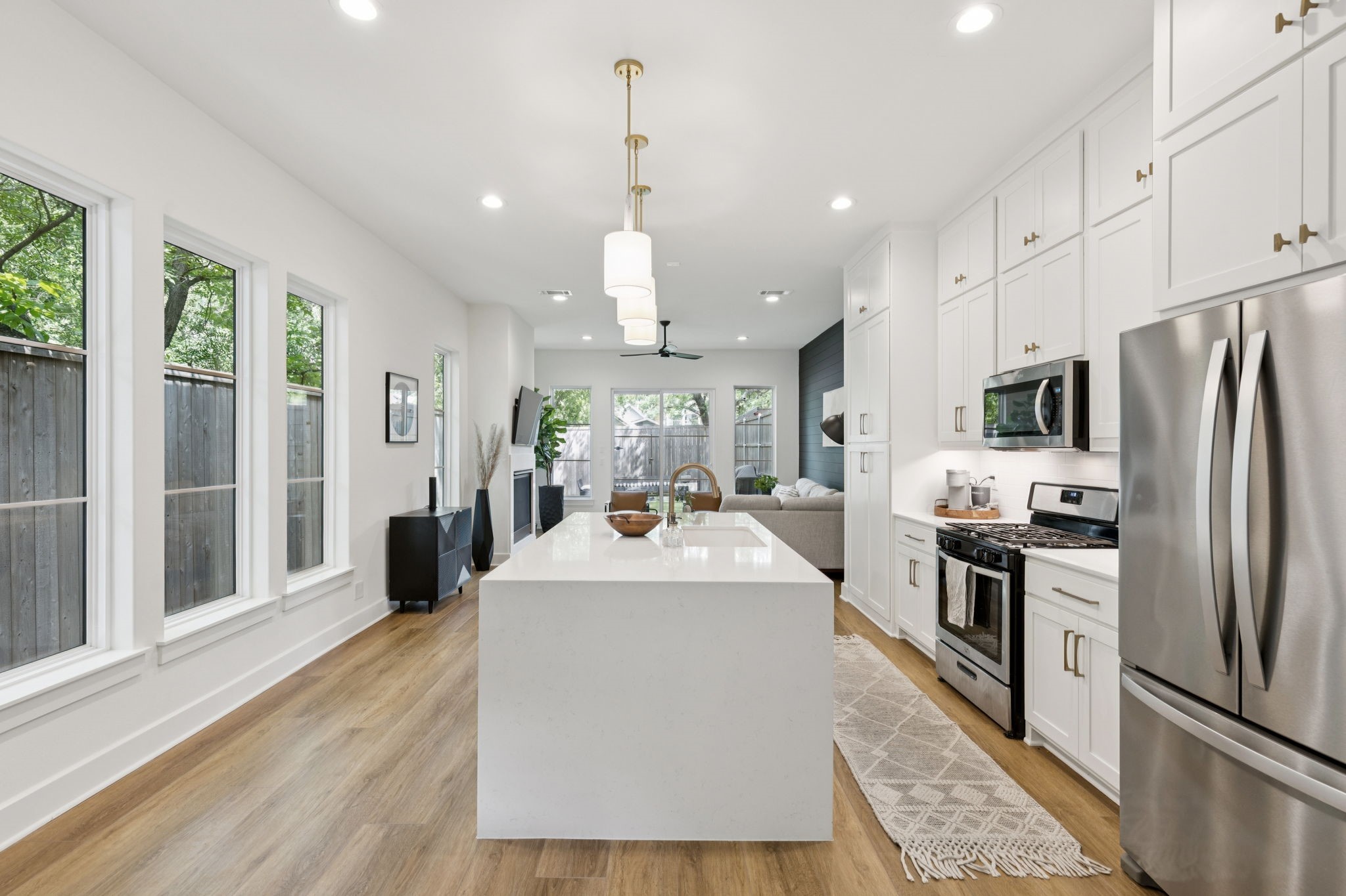 5627 Santa Fe Avenue