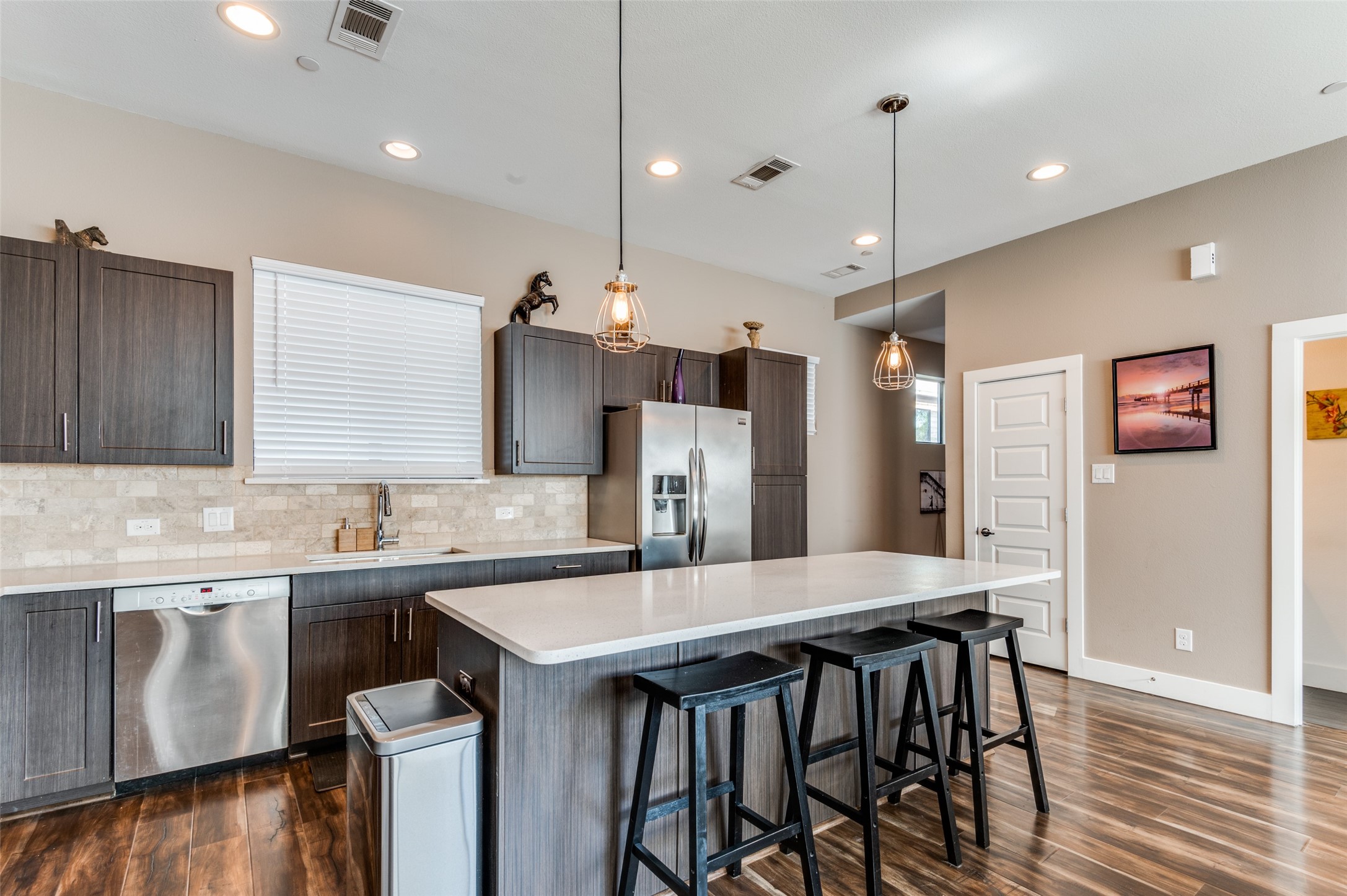 4415 Munger Avenue 2B