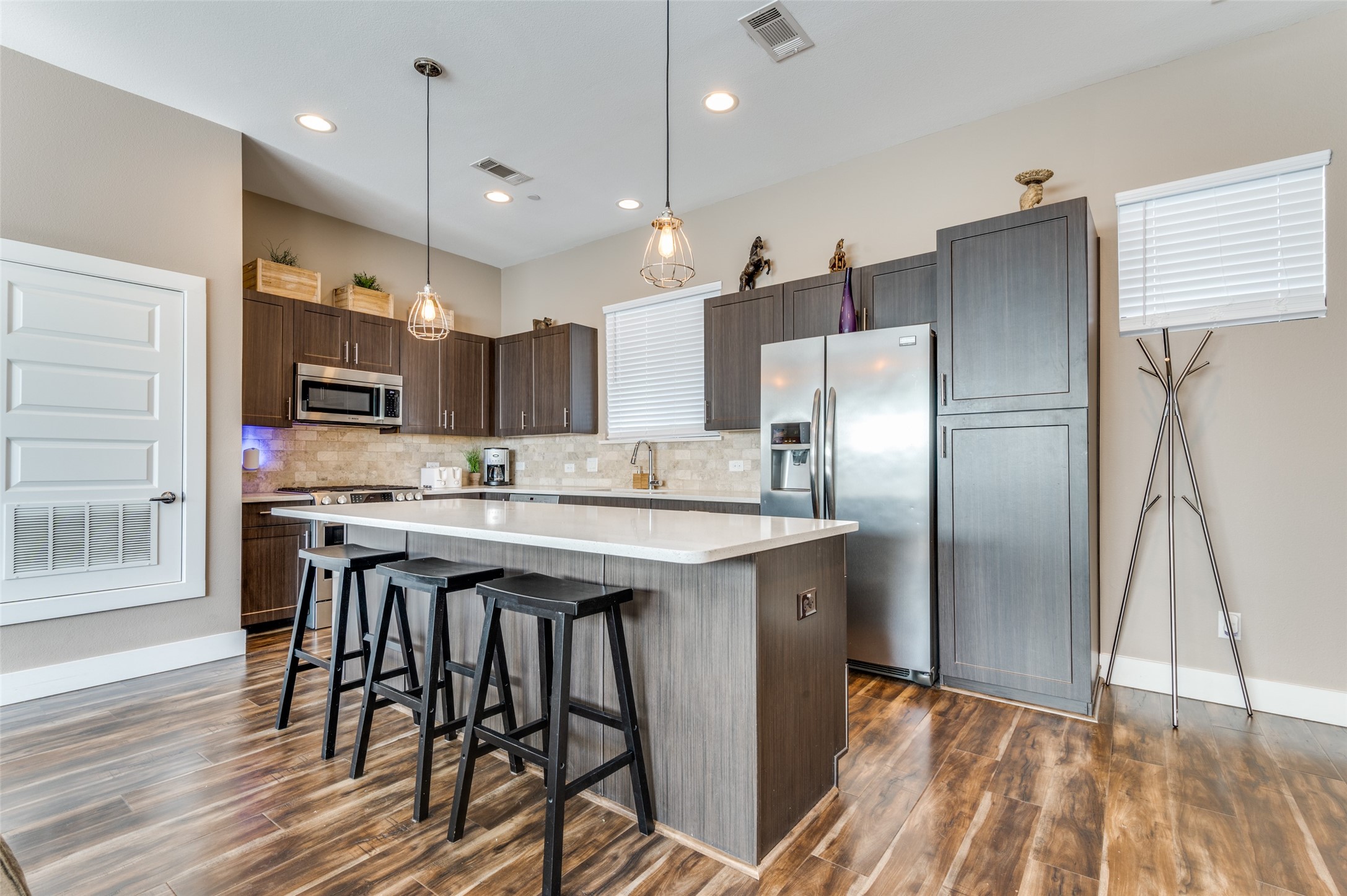 4415 Munger Avenue 2B