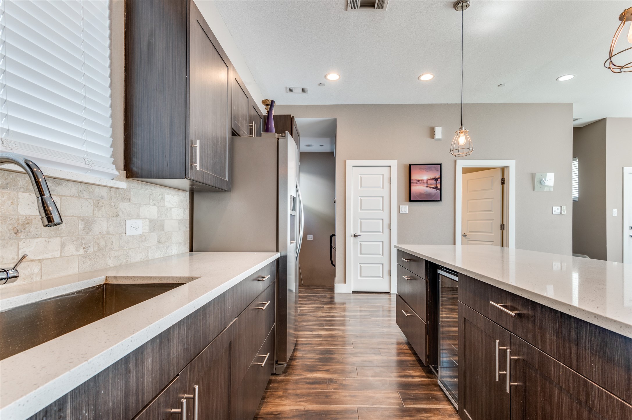 4415 Munger Avenue 2B