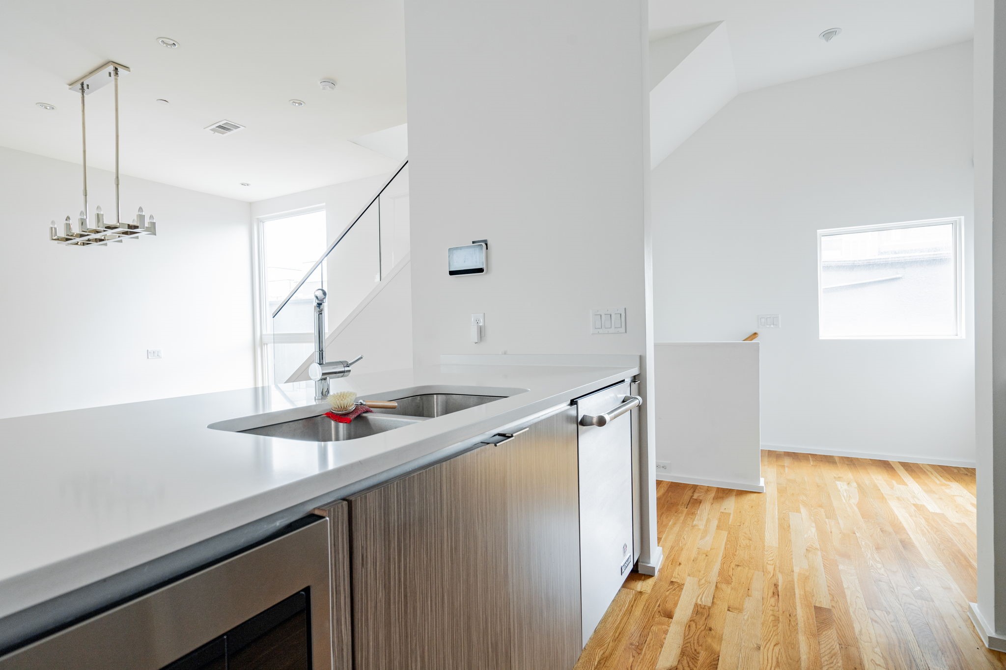 2706 Throckmorton Street B