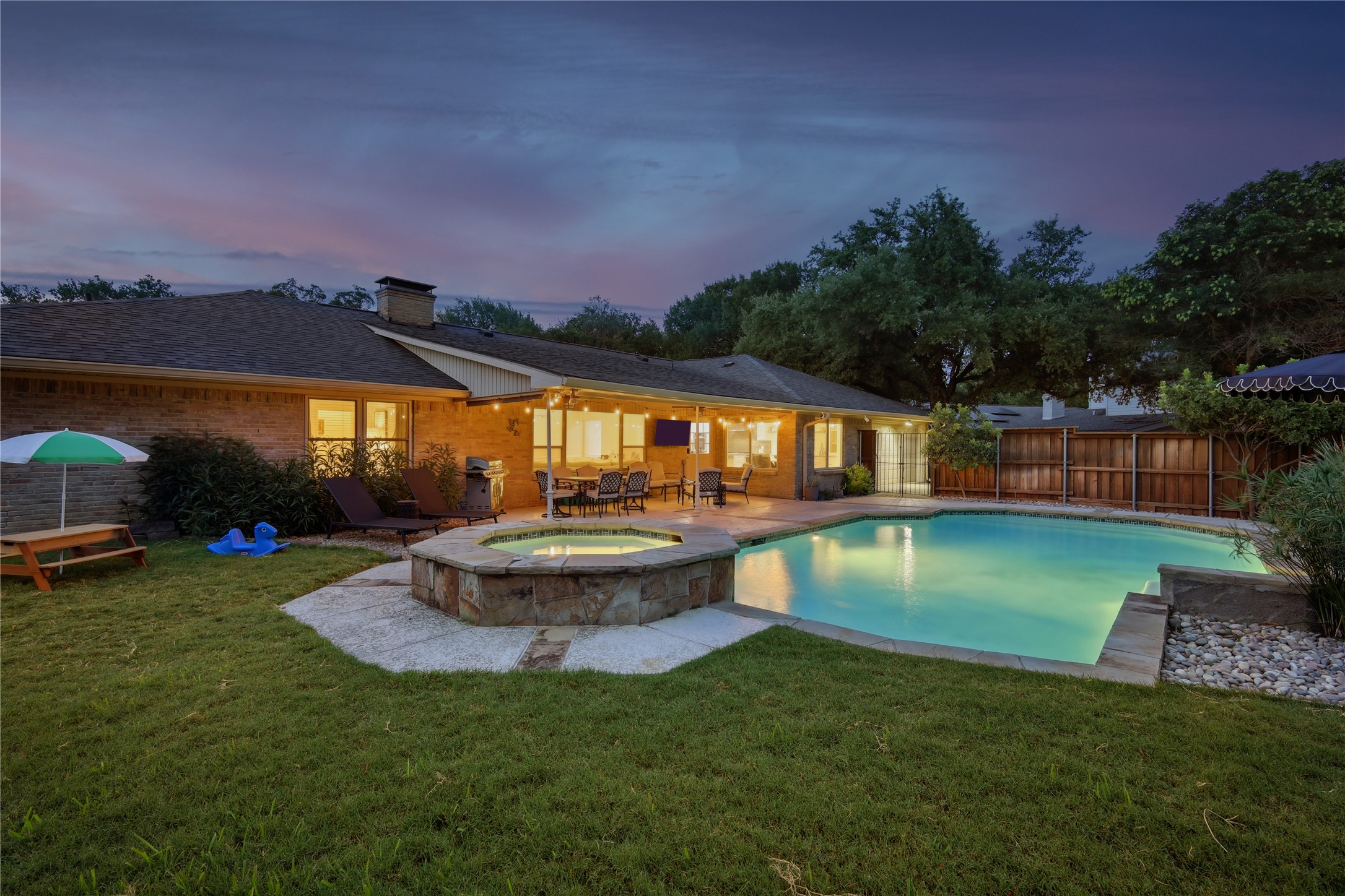 3810 Vancouver Circle