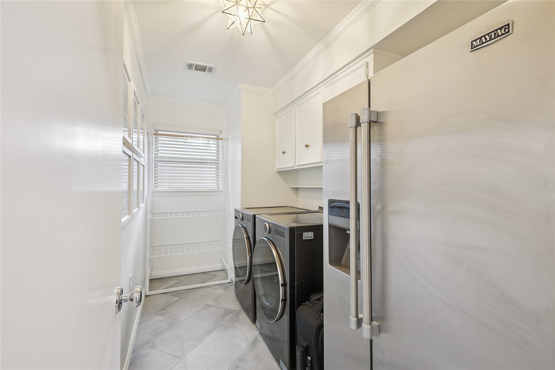 3810 Vancouver Circle