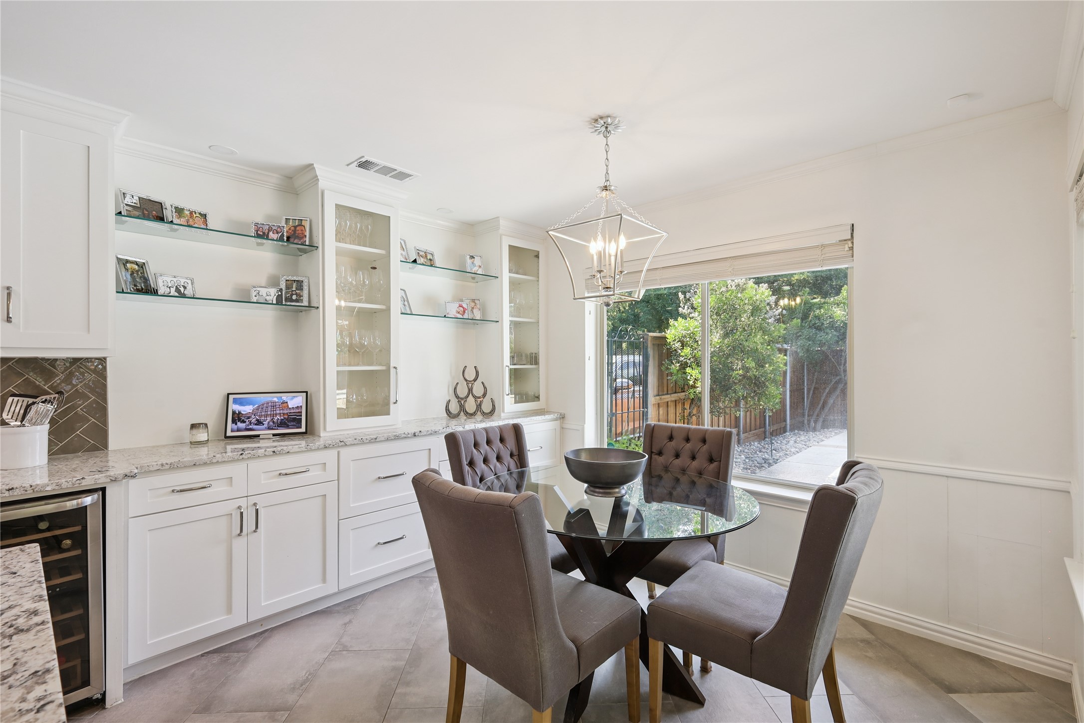 3810 Vancouver Circle