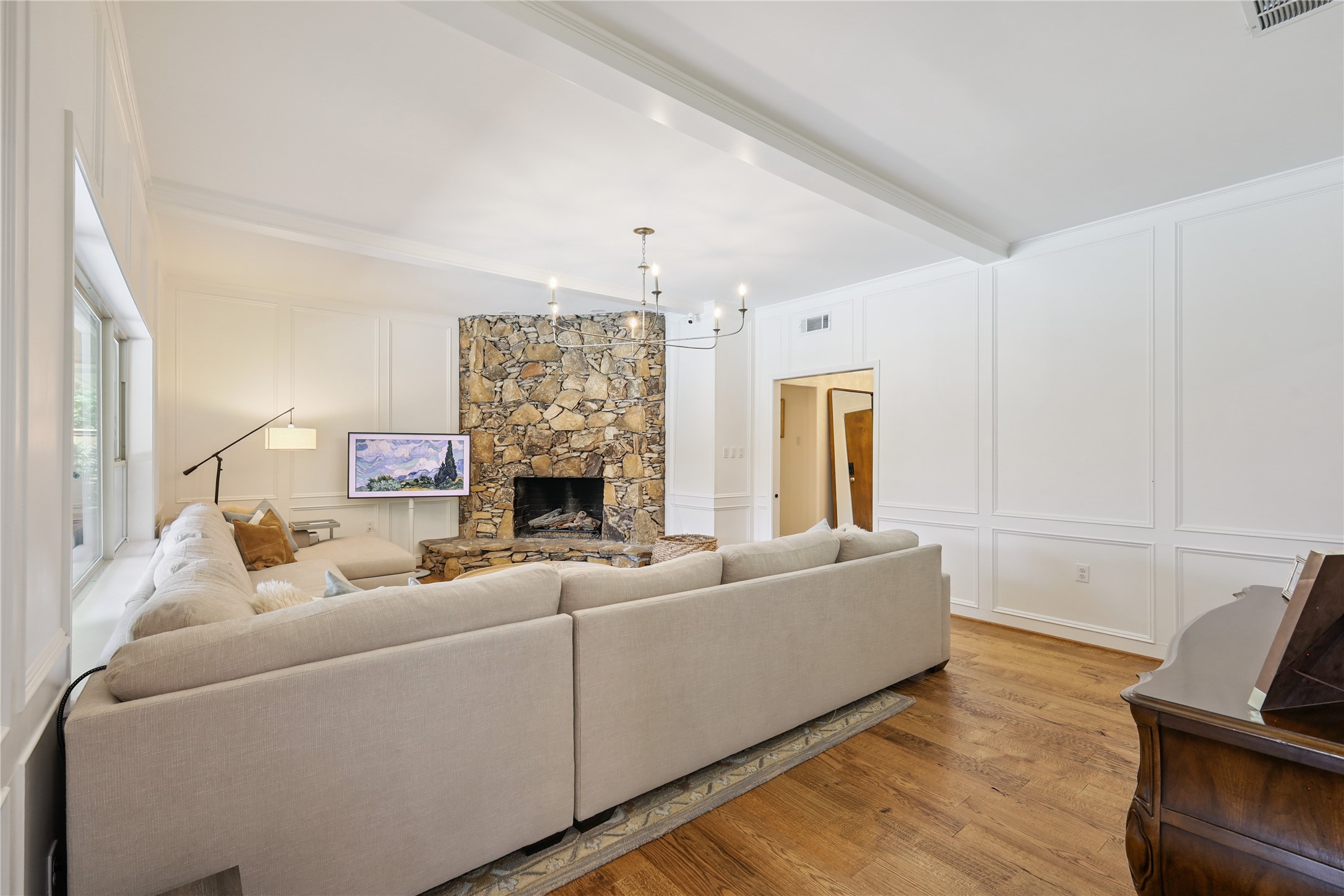 3810 Vancouver Circle