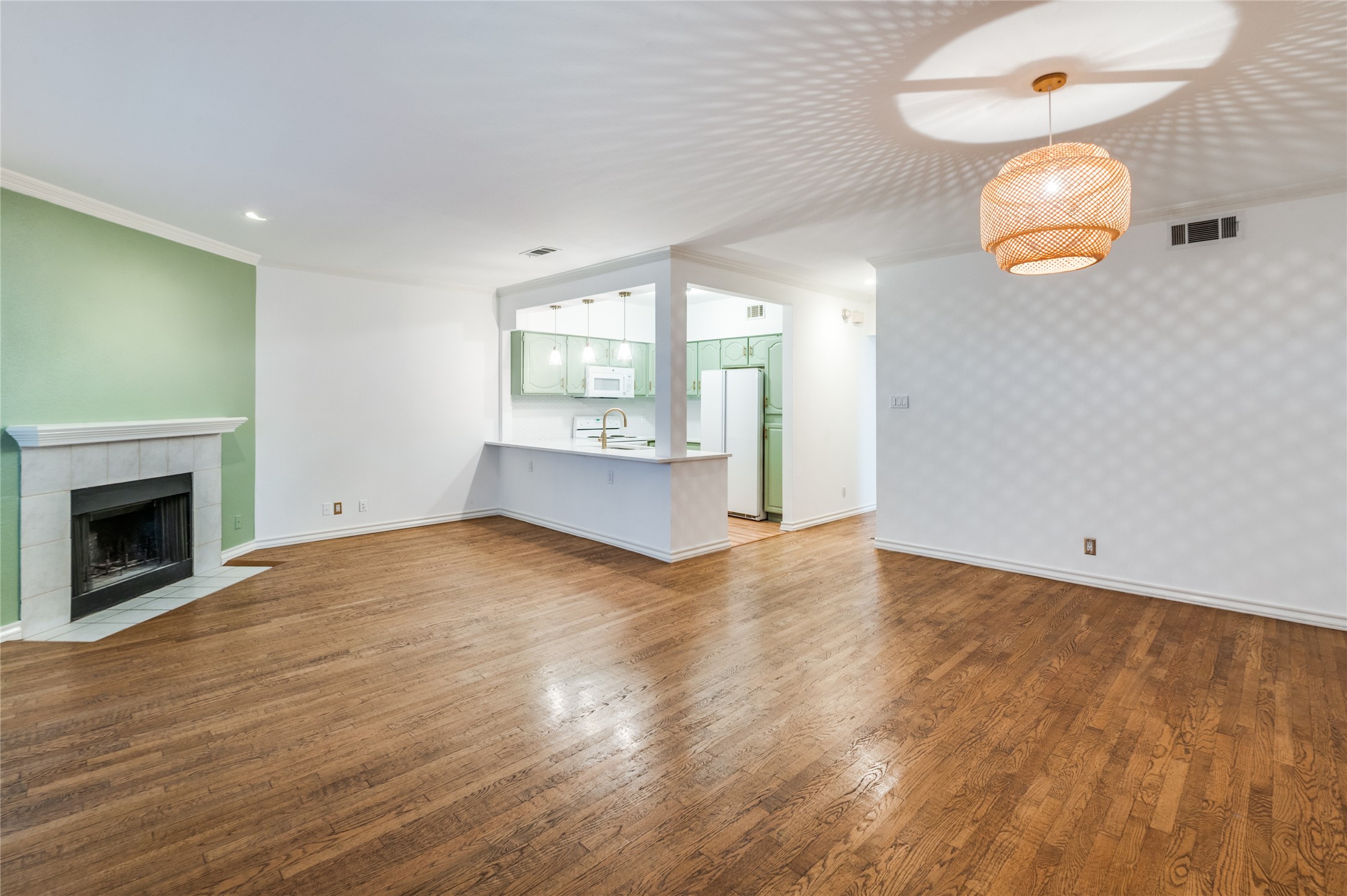 3208 Cole Avenue 1204