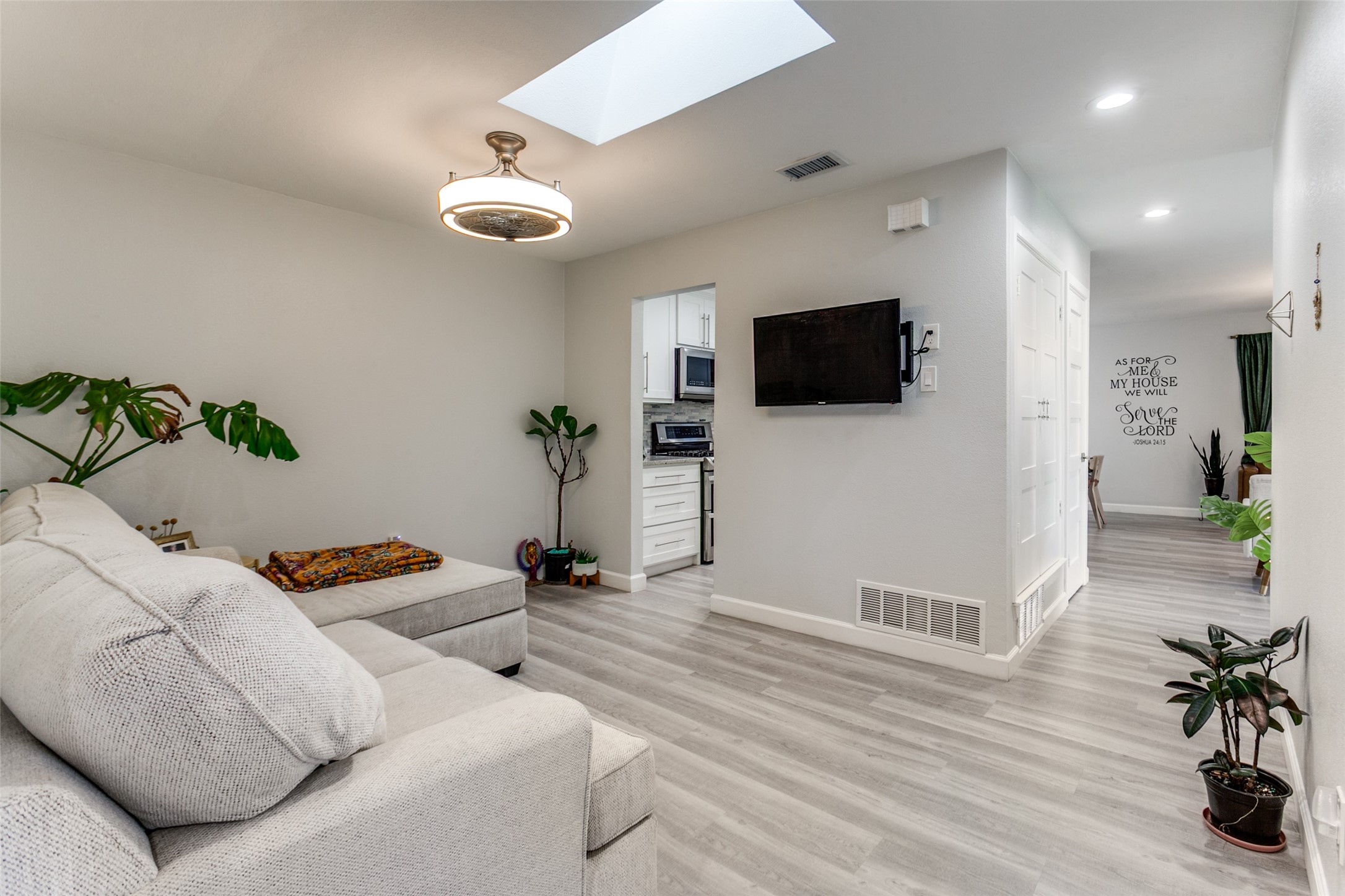 4430 Wind River Lane