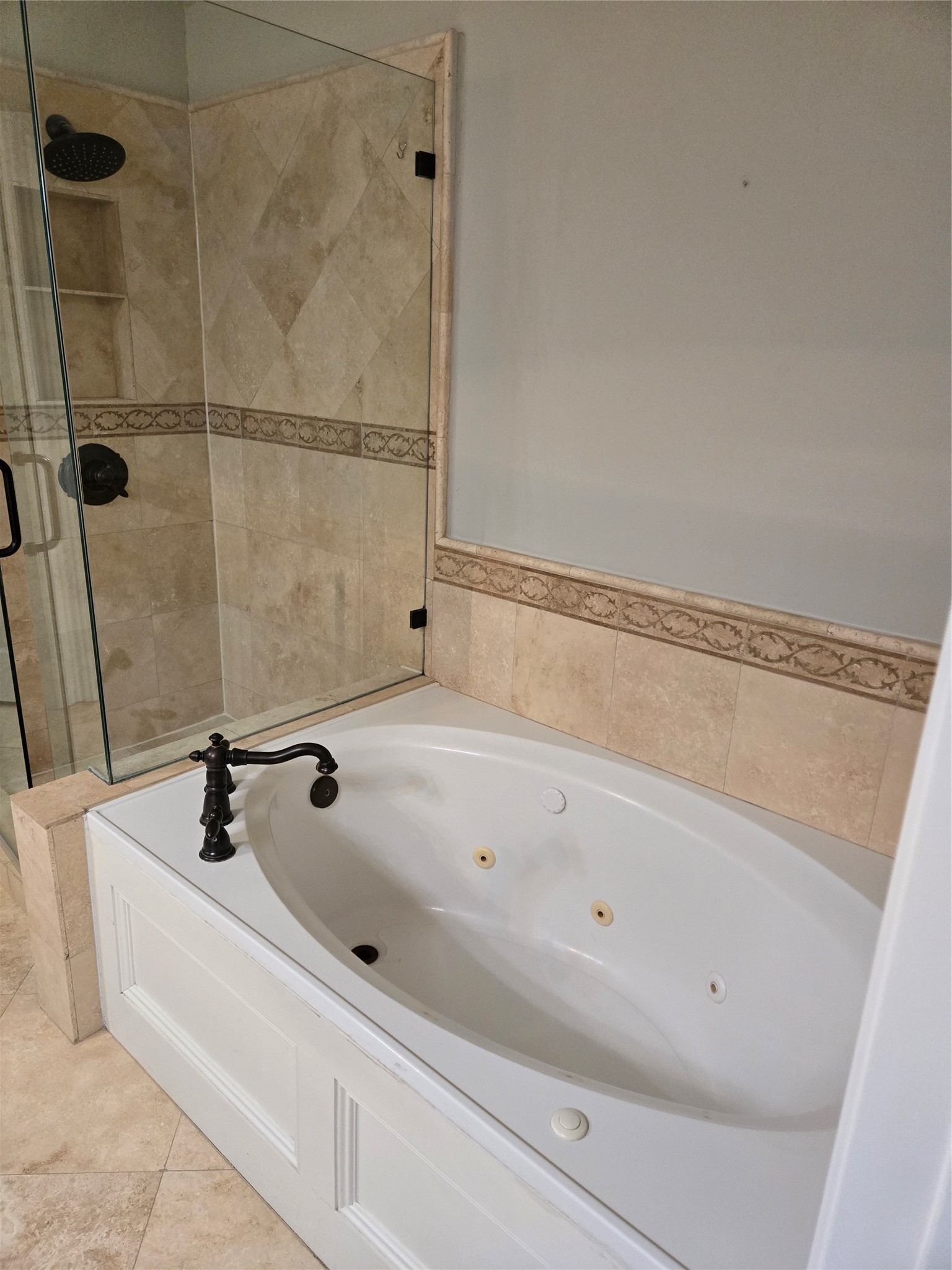 7700 Heather Ridge Court