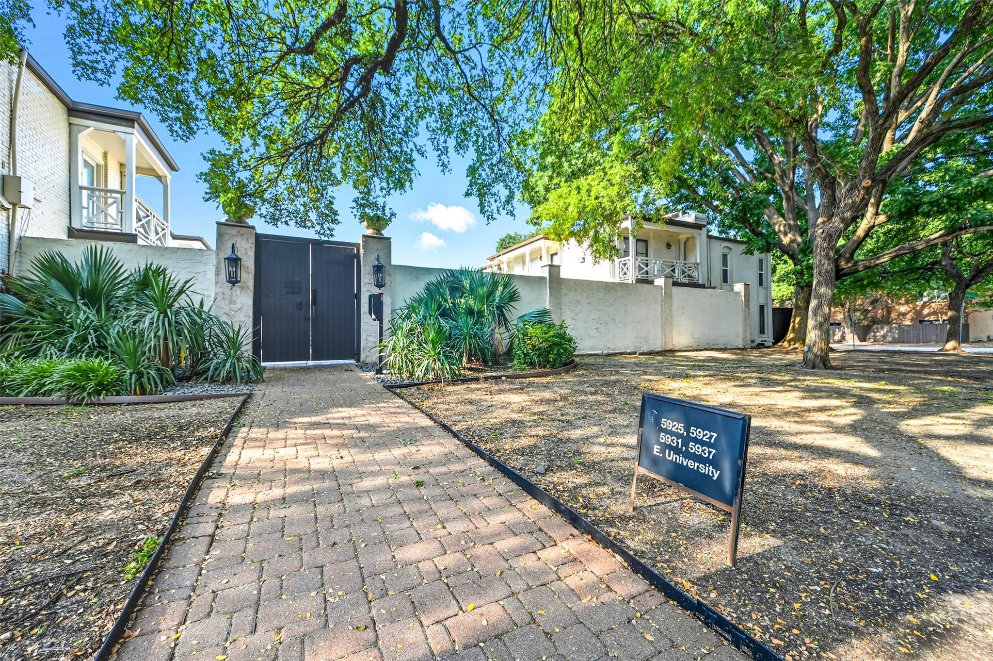 5937 E University Boulevard 130