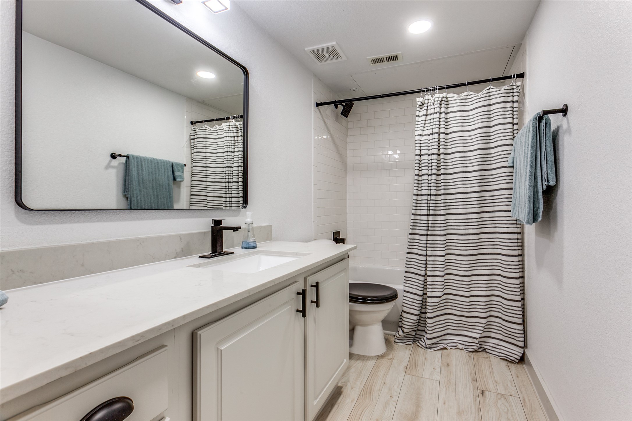 5937 E University Boulevard 130